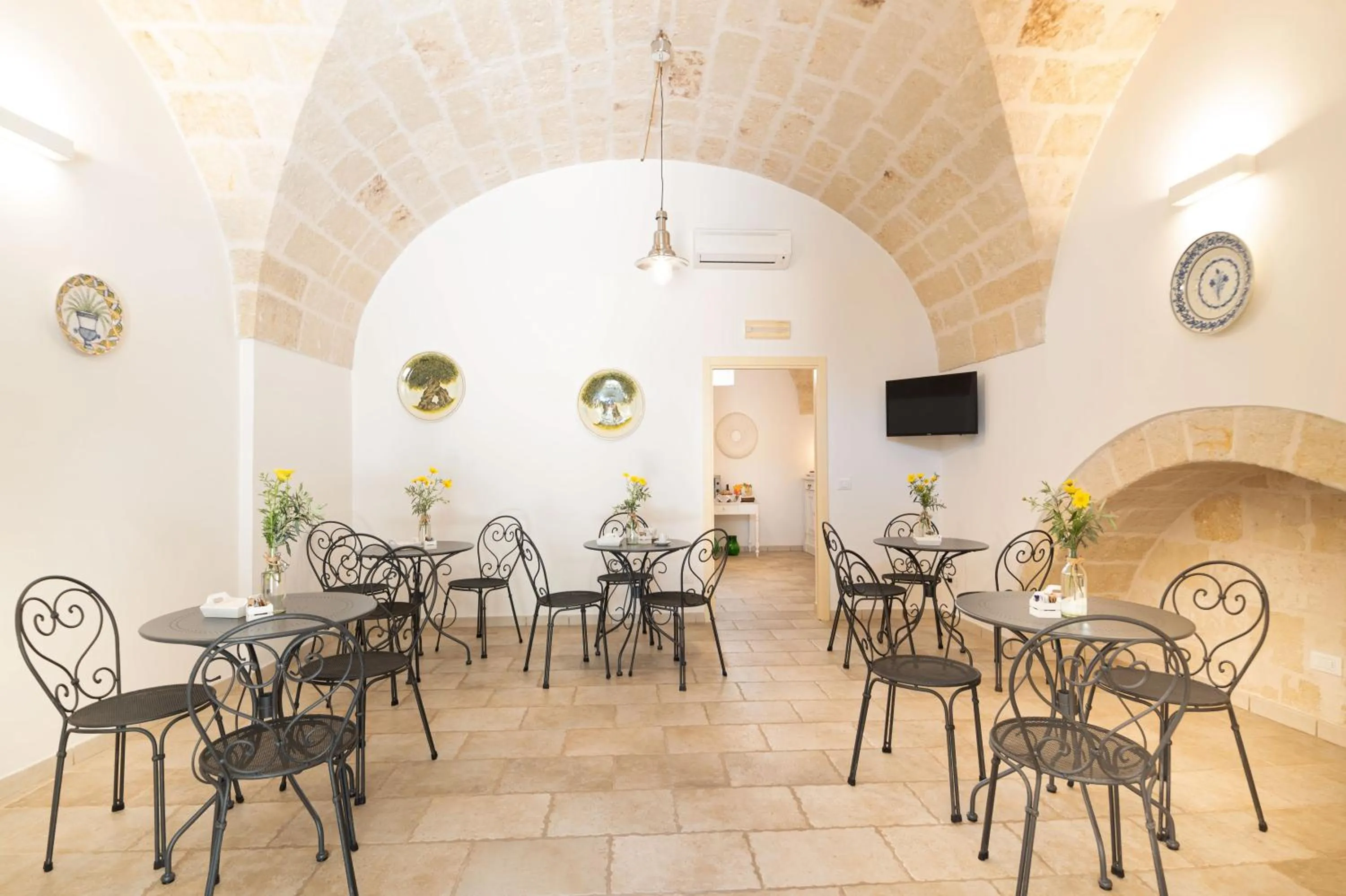 Breakfast in Masseria San Nicola Savelletri - B&B