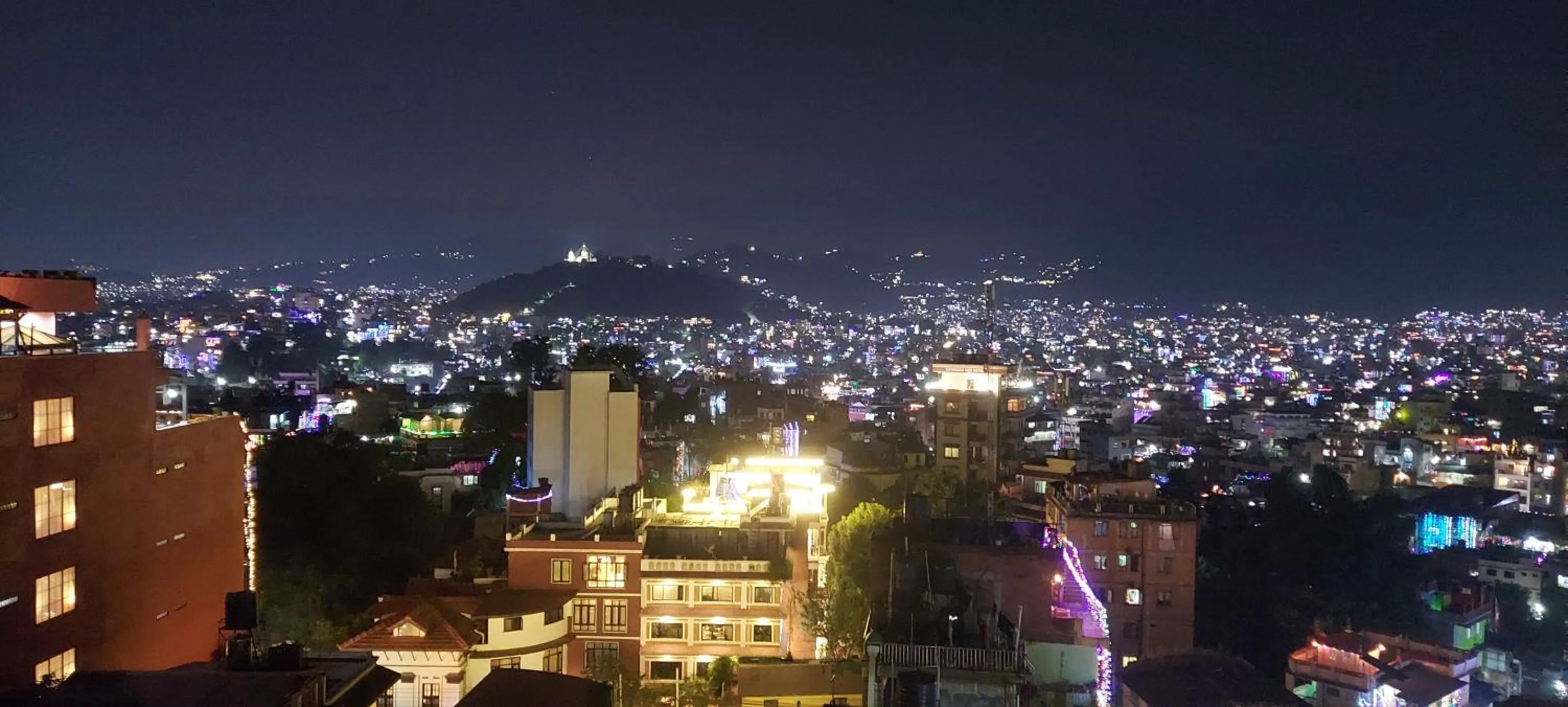 Night in Hotel Yakroo Manang