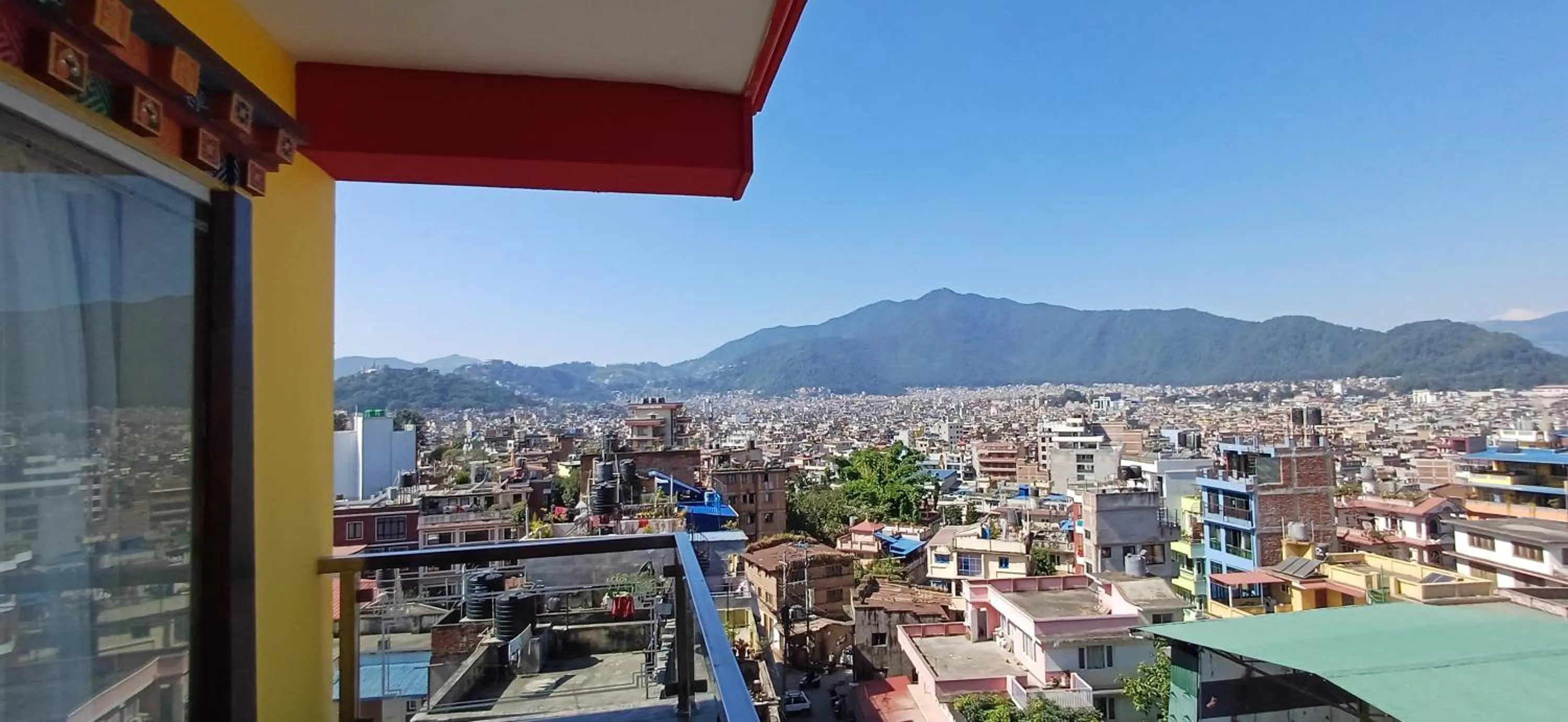 Day in Hotel Yakroo Manang