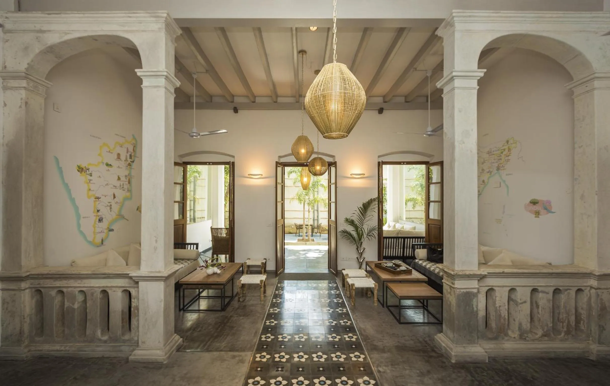 Inner courtyard view in La Villa