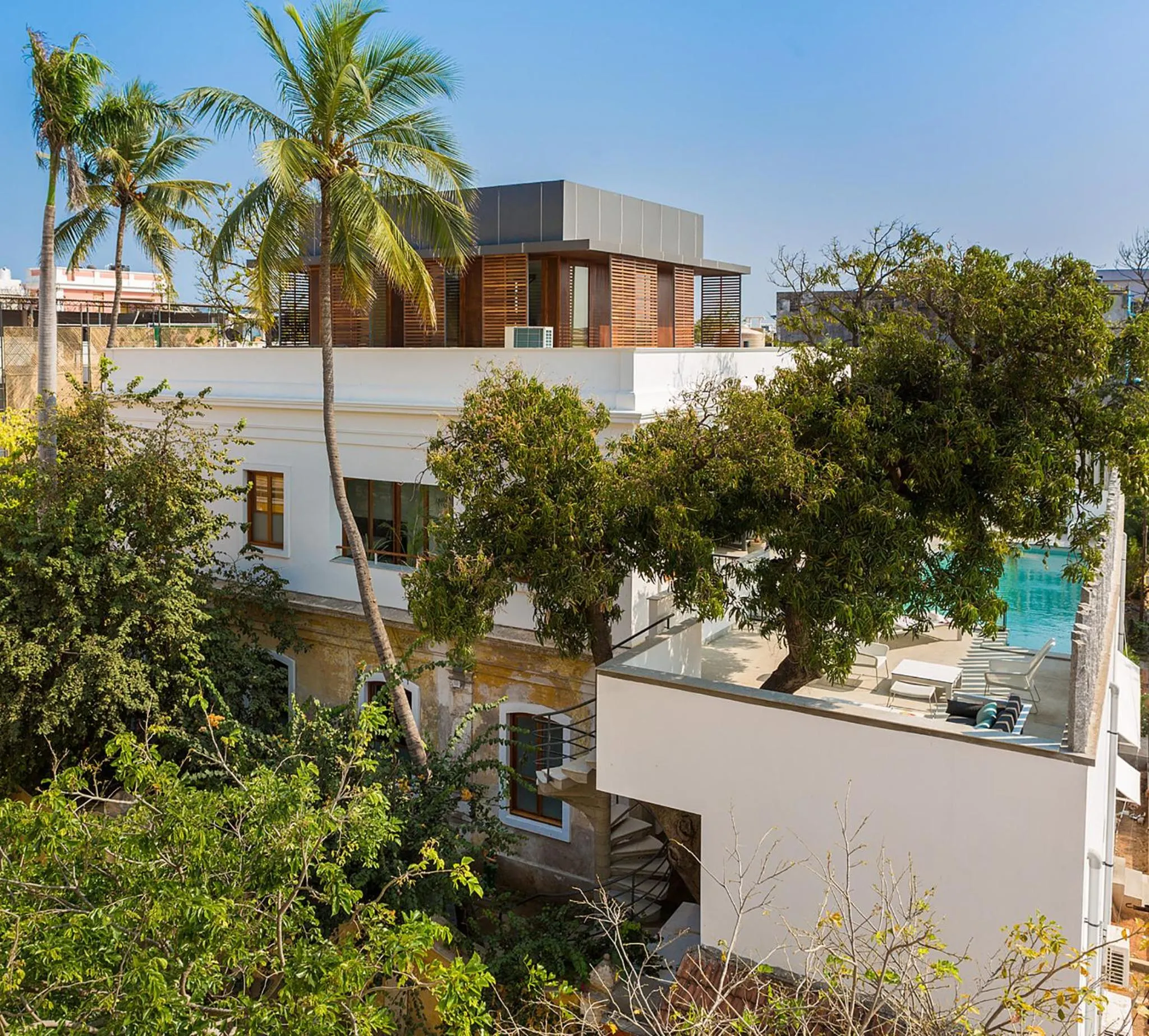 Facade/entrance in La Villa