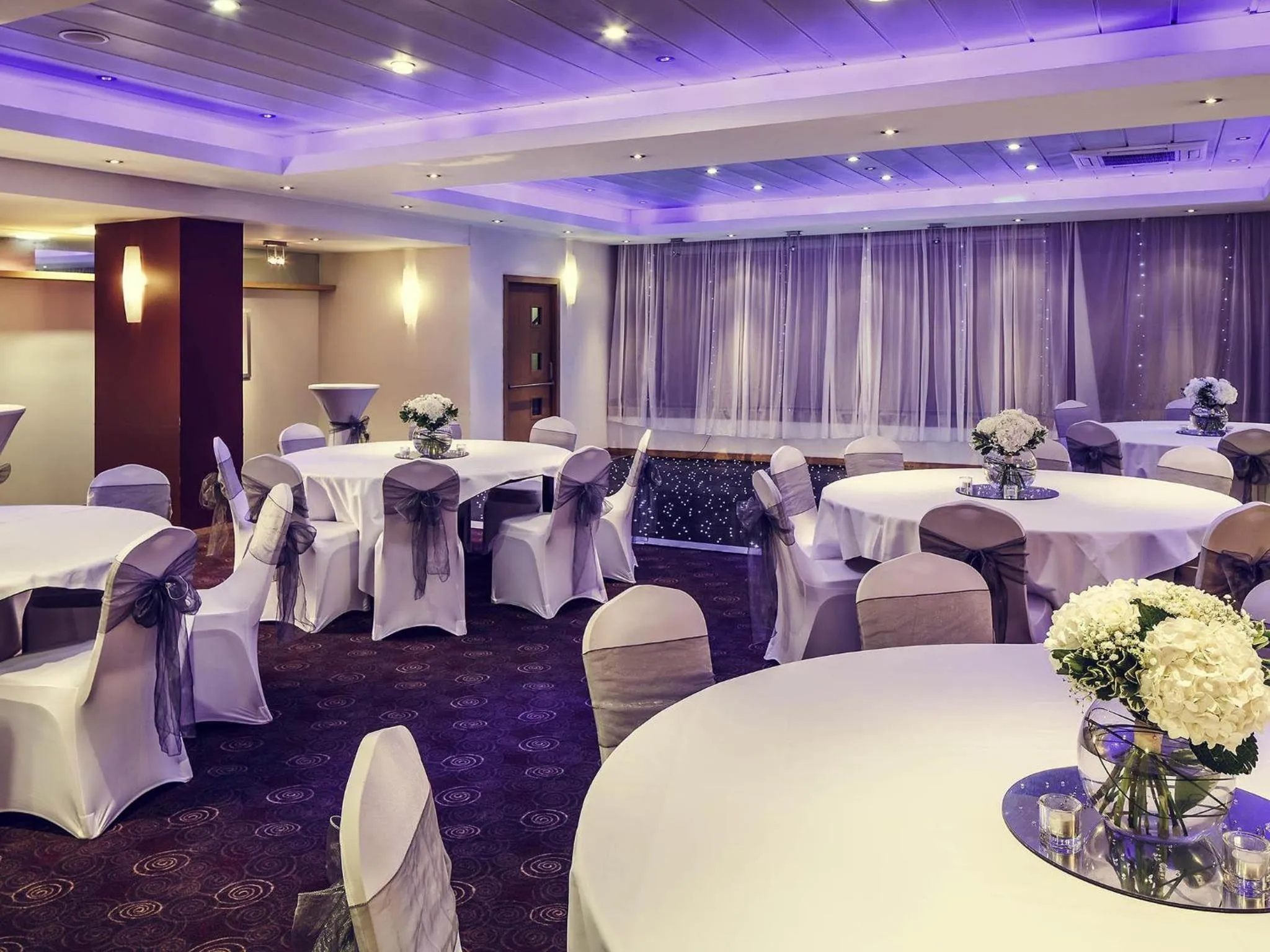 wedding in Mercure Glasgow City Hotel
