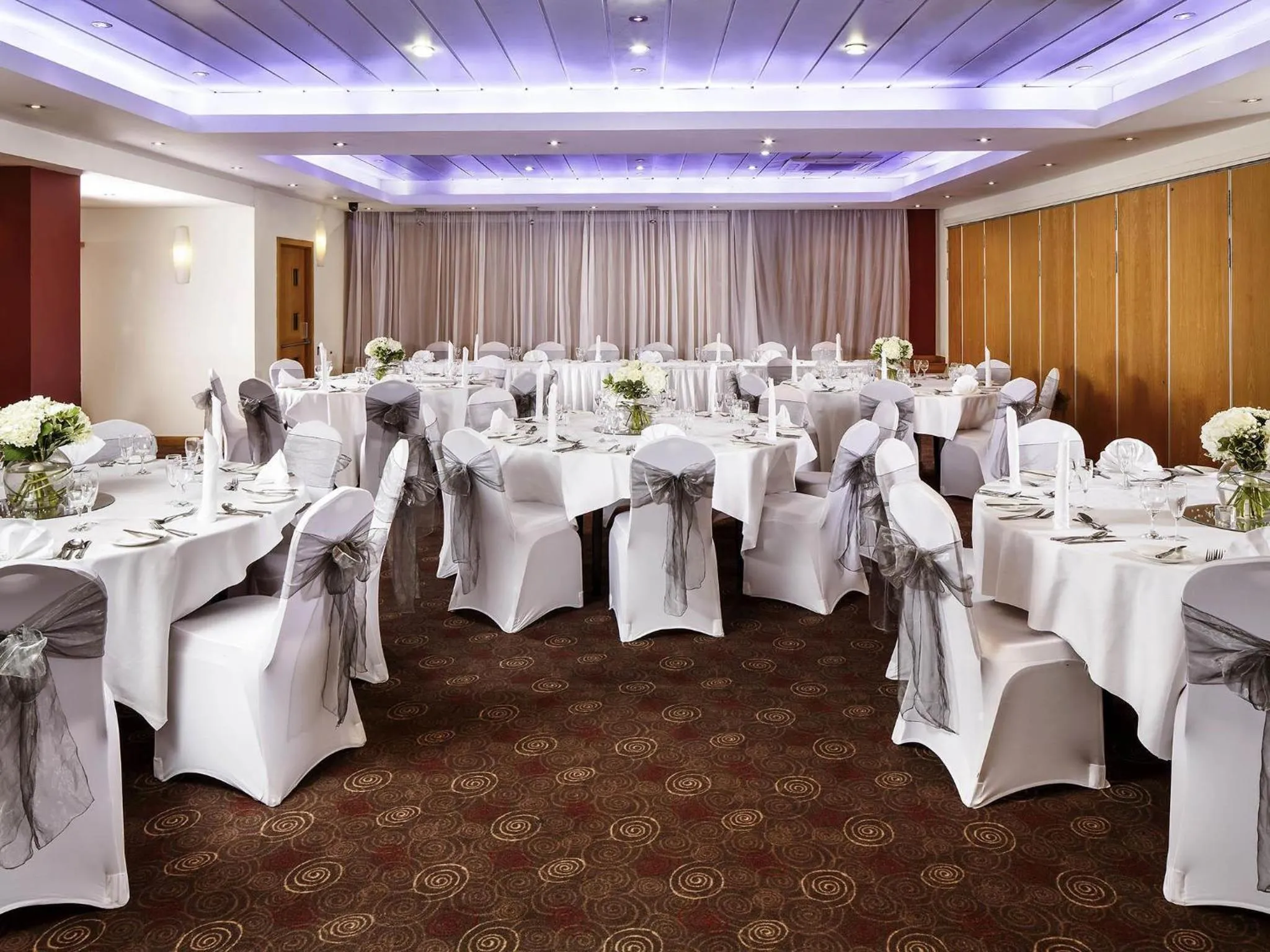 wedding in Mercure Glasgow City Hotel