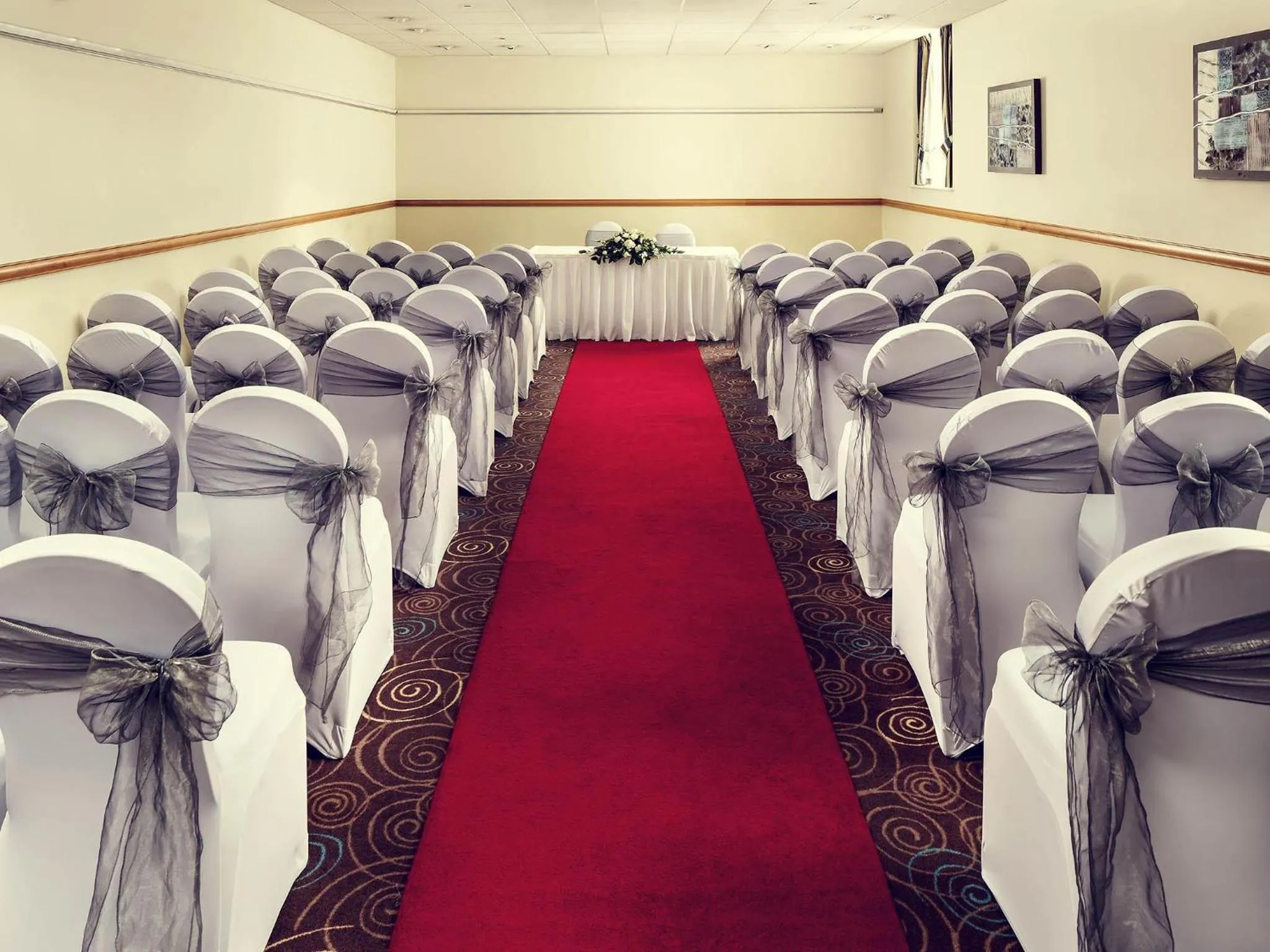wedding in Mercure Glasgow City Hotel