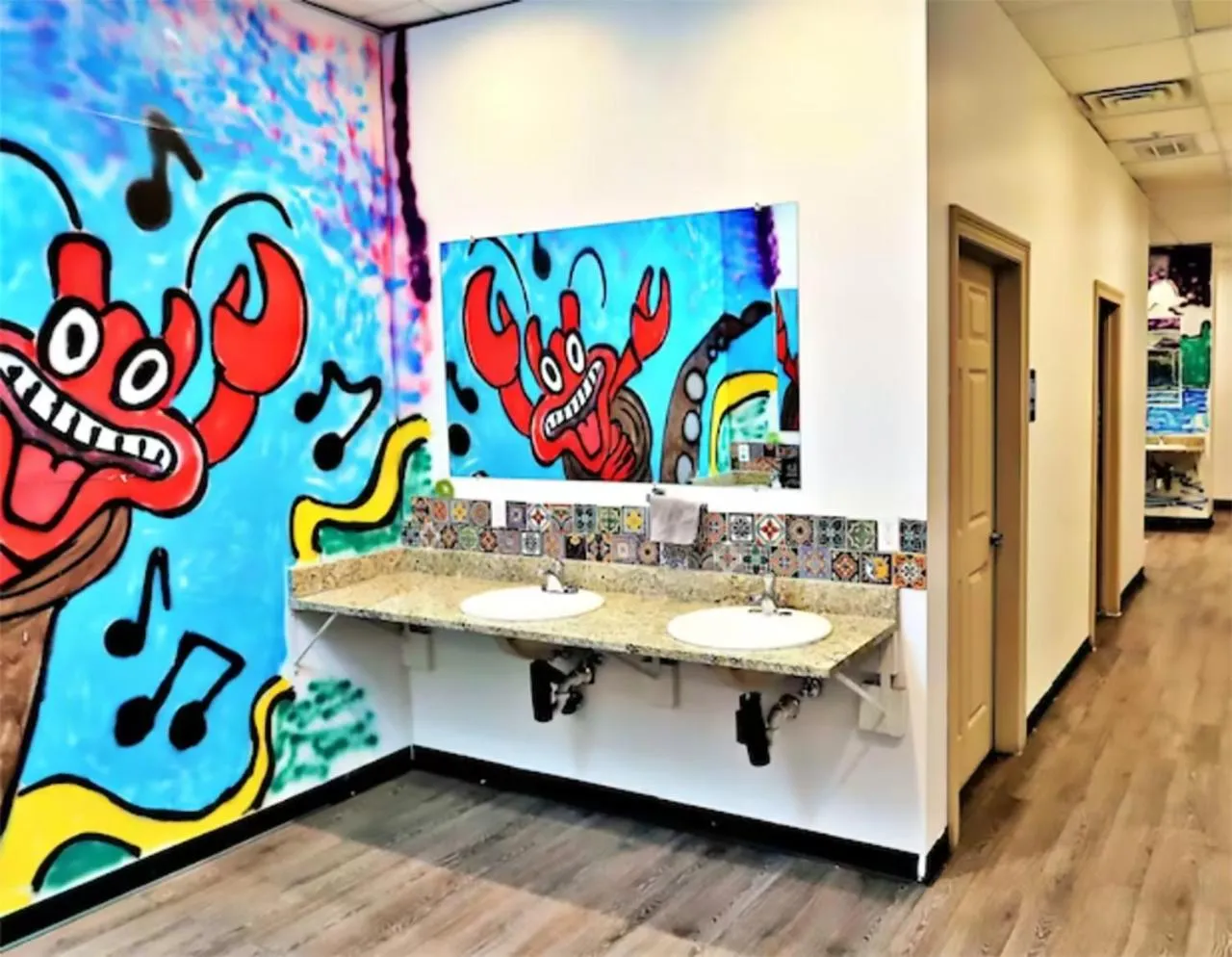 Bathroom in City House New Orleans Samesun