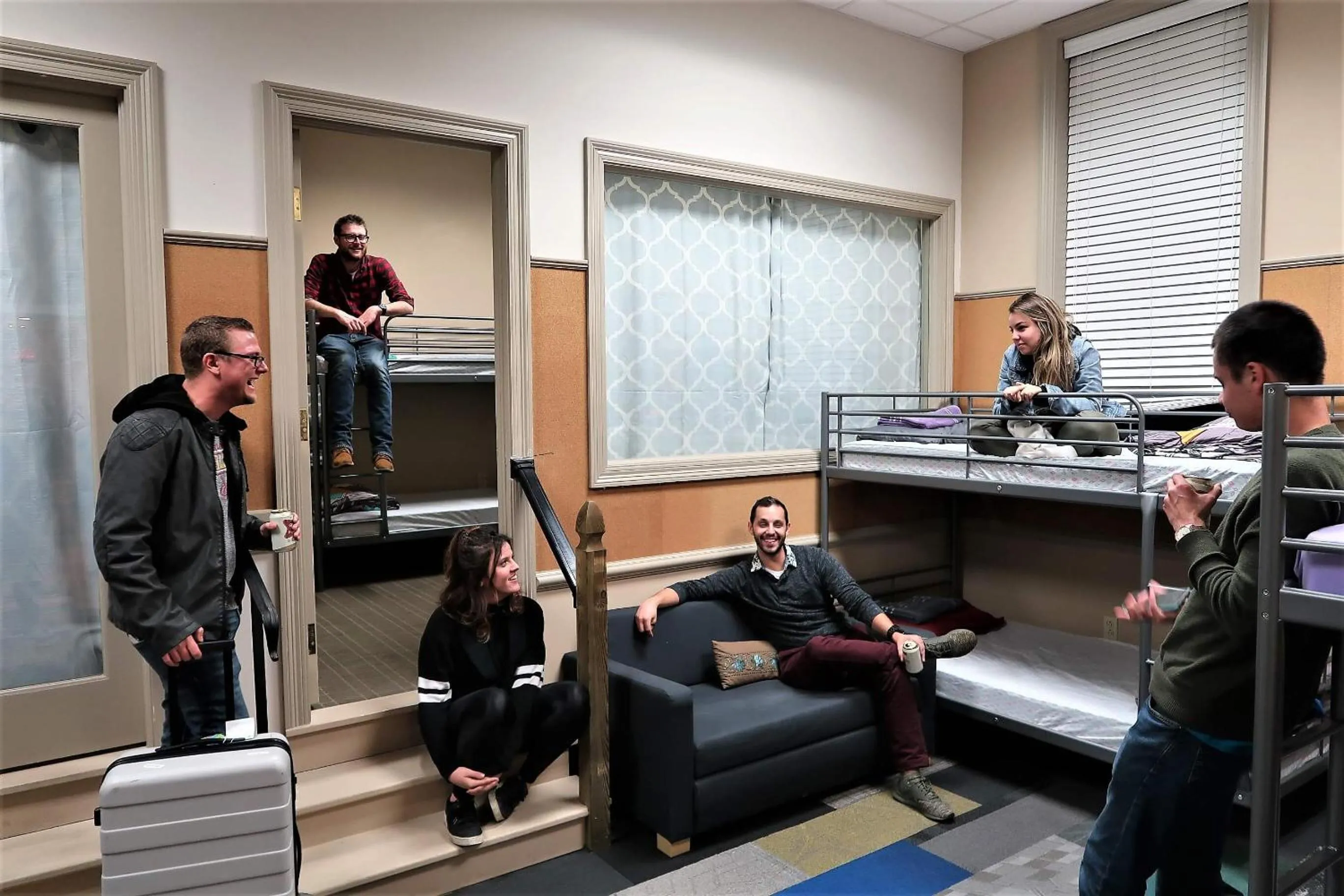 Bed in City House New Orleans Samesun