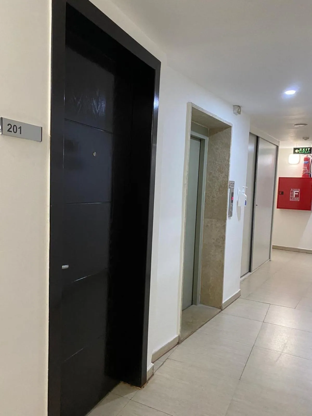 elevator in Art Hotel Downtown