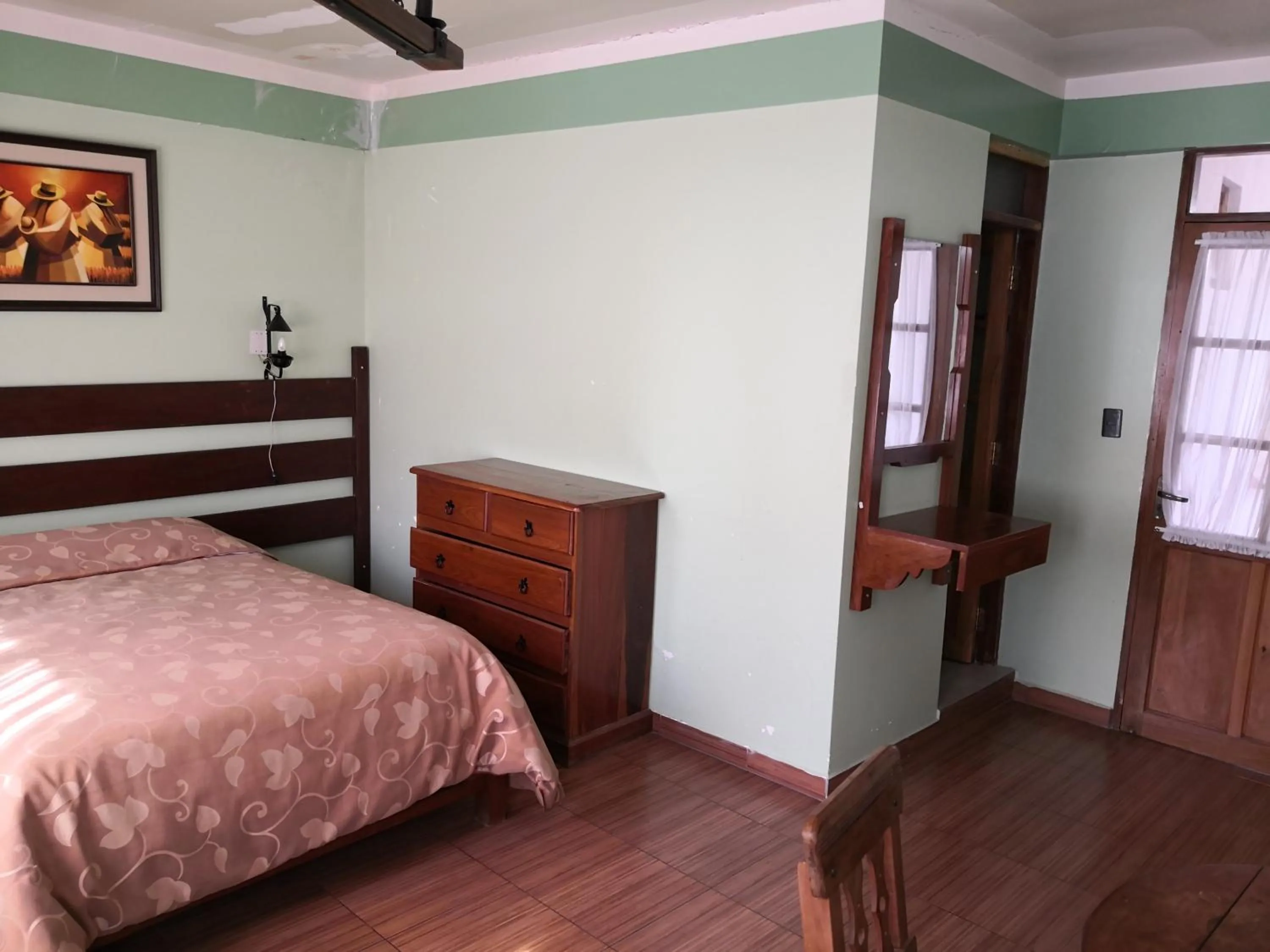 Photo of the whole room, Bed in Cruz Popayan Sucre