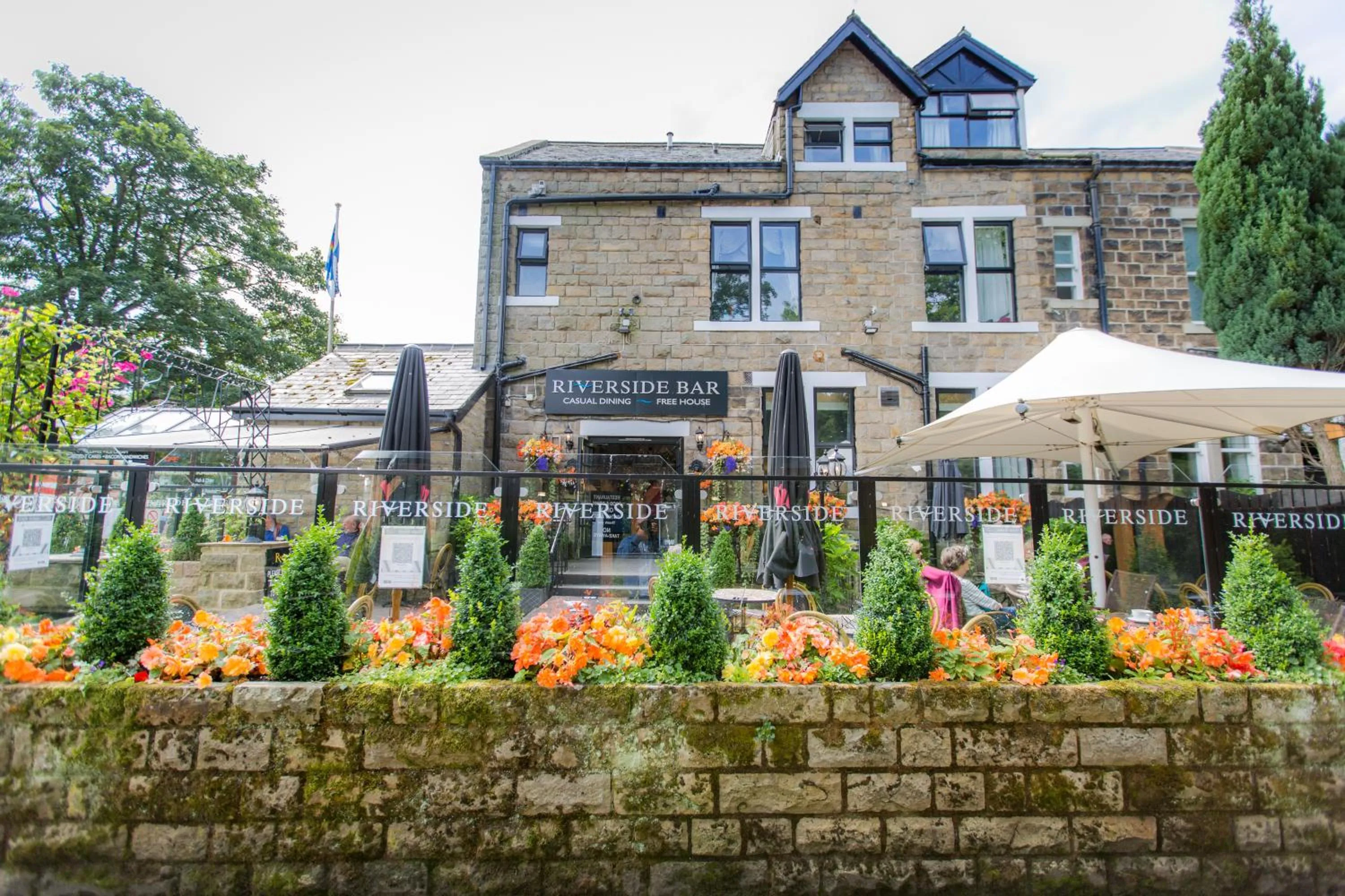 Property building in Ilkley Riverside Hotel