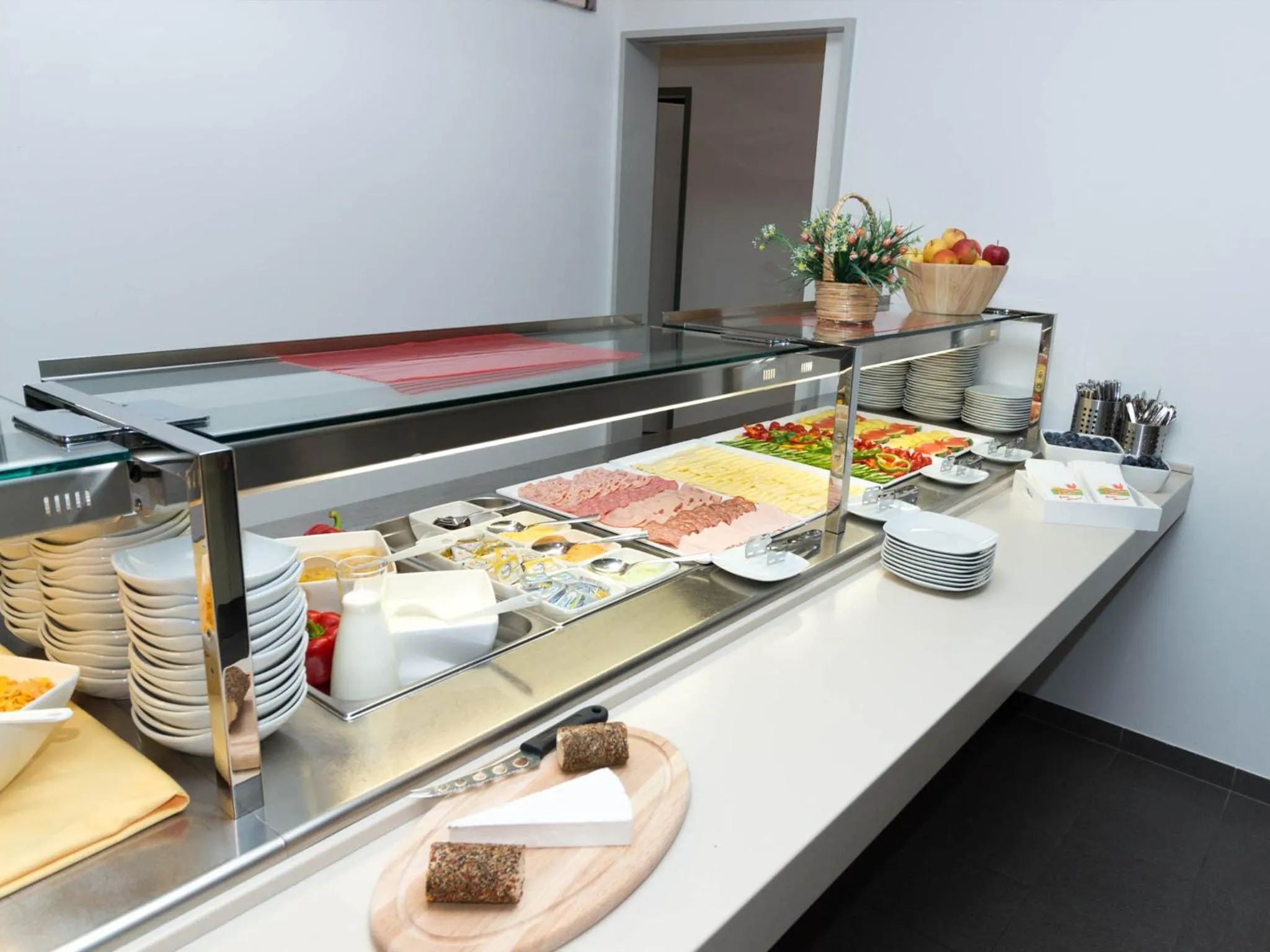 Buffet breakfast in WinRooms "hotel&apartments"