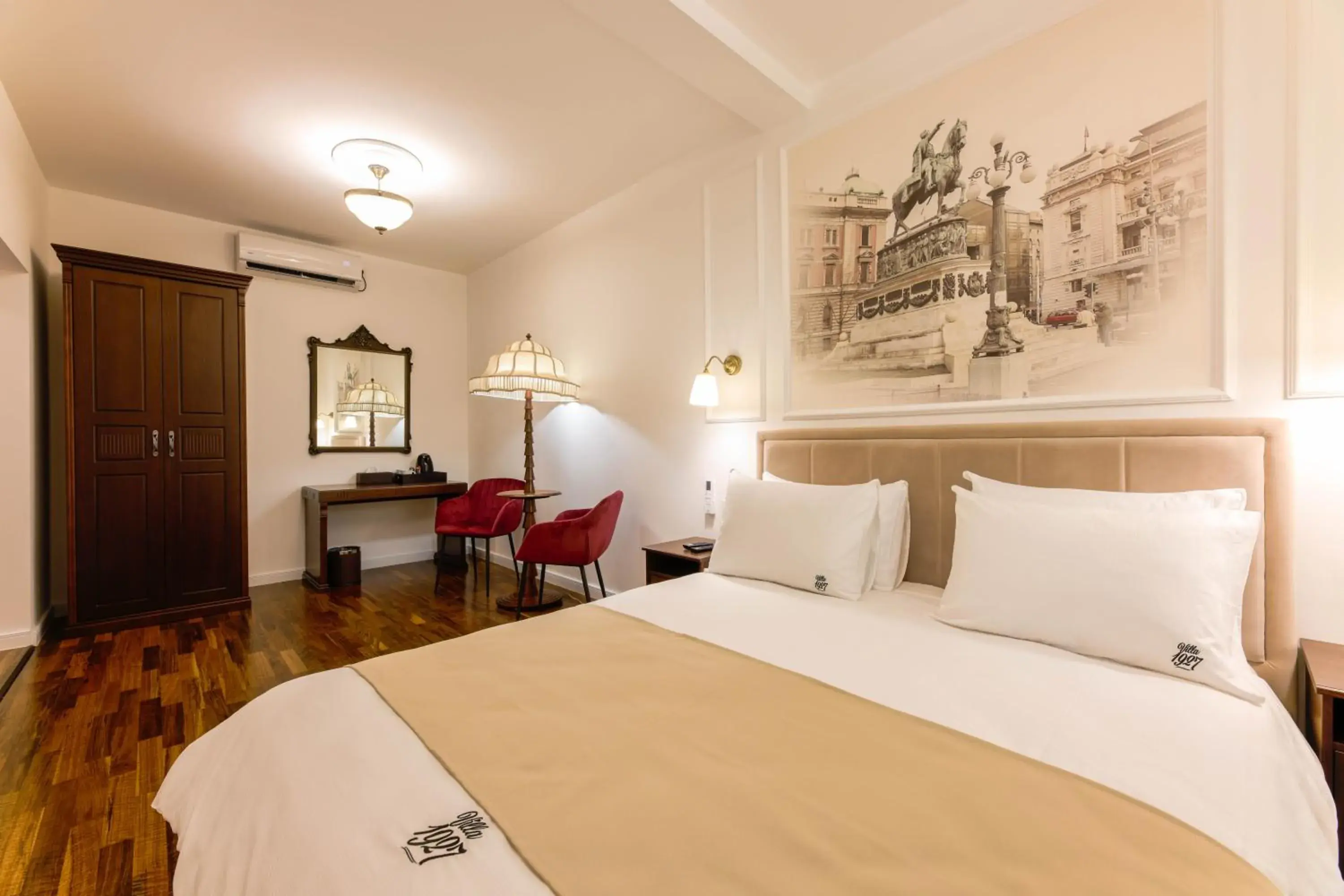 Deluxe Triple Room in Villa 1927 Deluxe Triple Room in Villa 1927