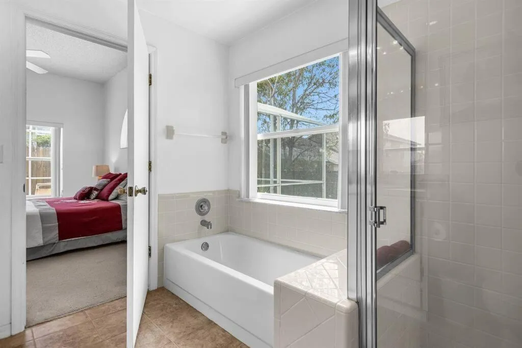 Bed in 2974 Viscount Villa 3bed+ Pool&Spa