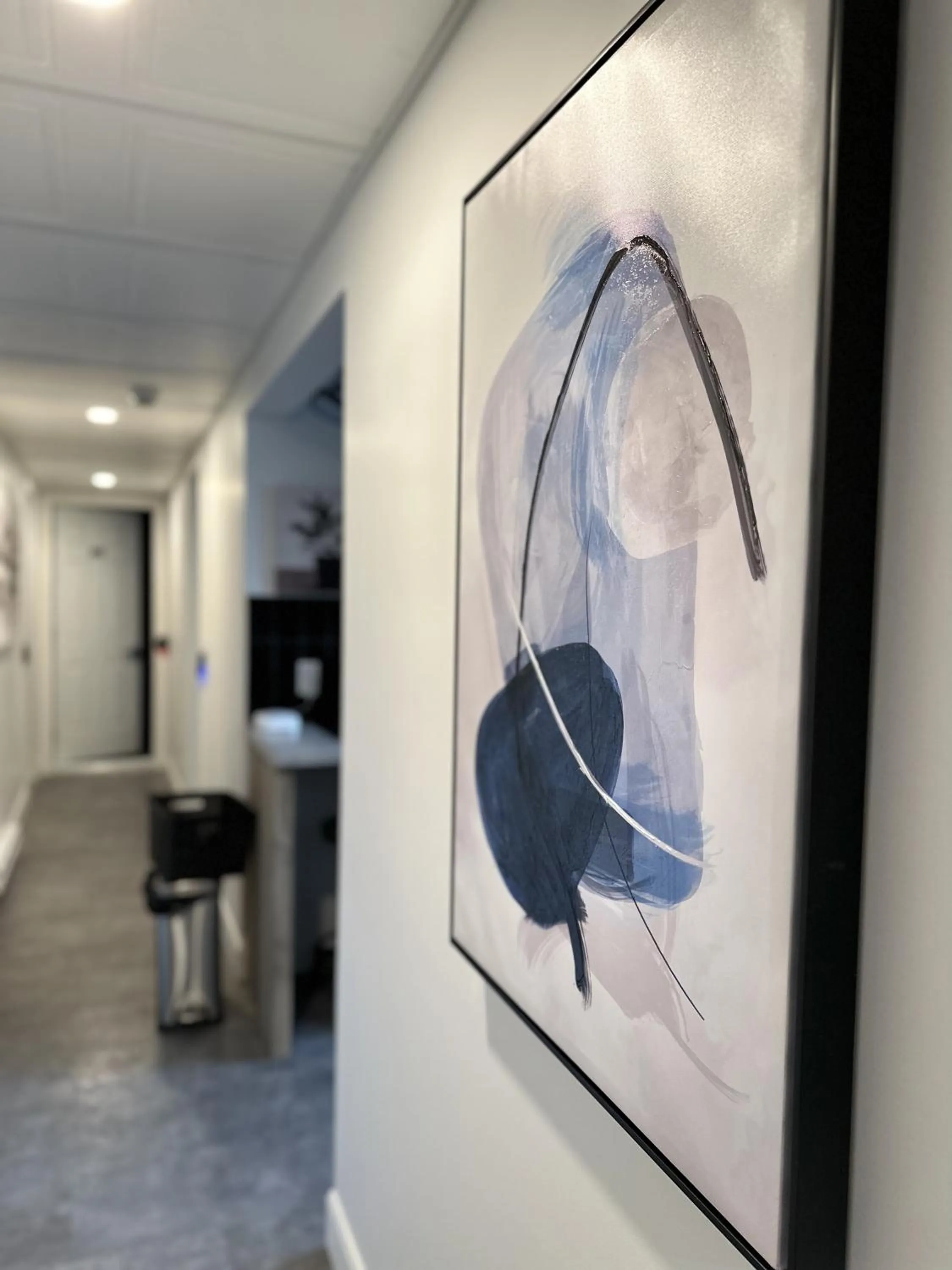 Decorative detail in Le Chambreur