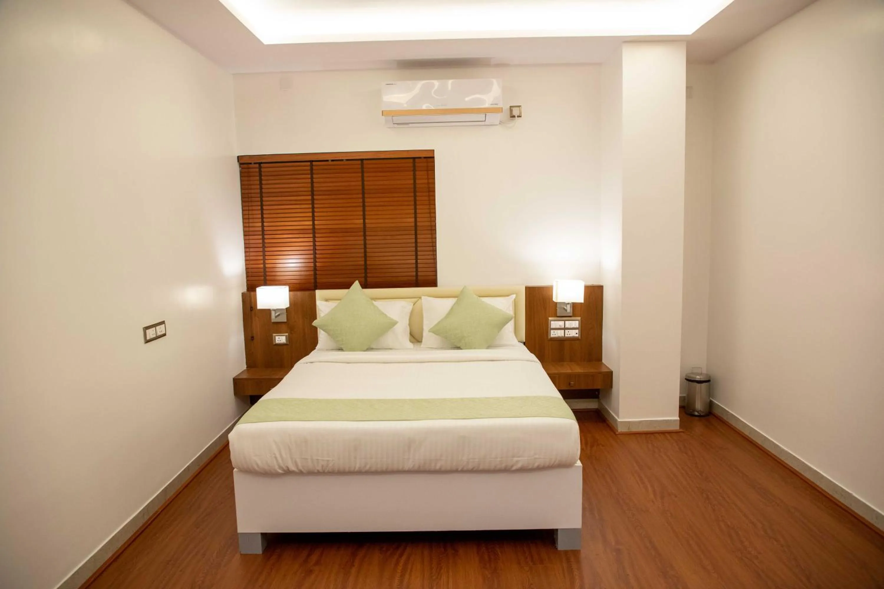 Bed in PVR Suites off Bannerghatta Road