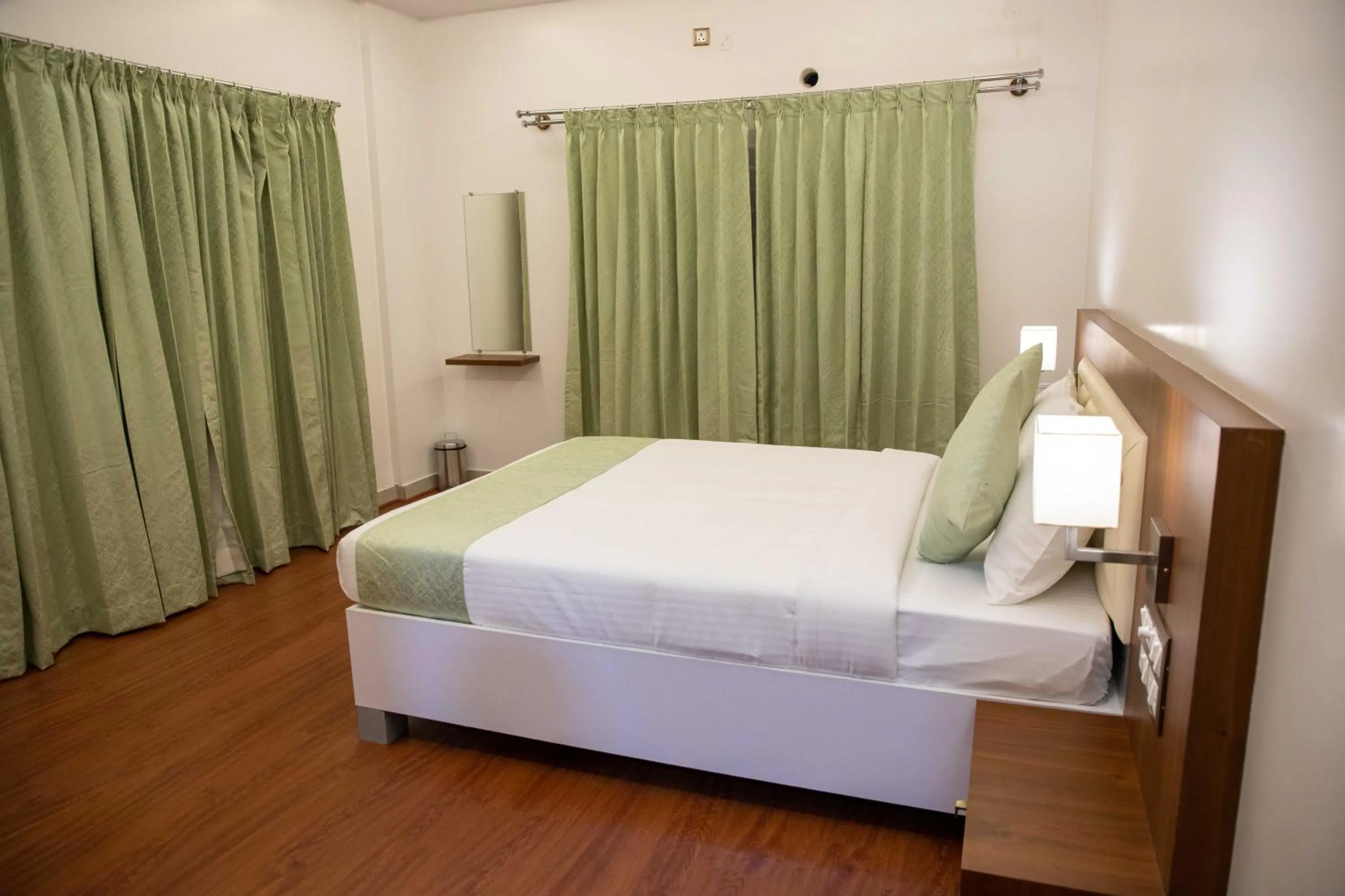 Bed in PVR Suites off Bannerghatta Road
