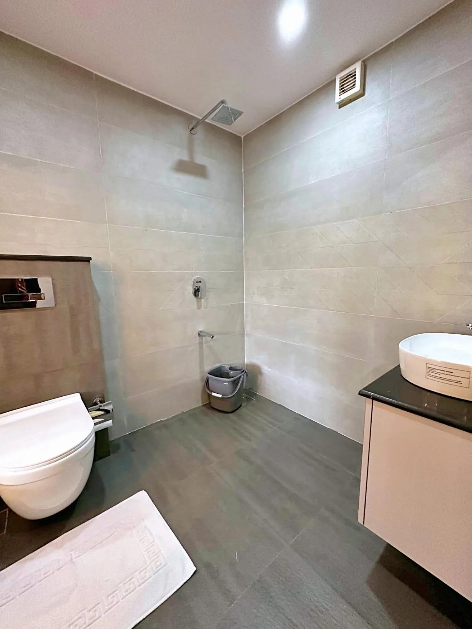 Bathroom in La baga Beach Hotel