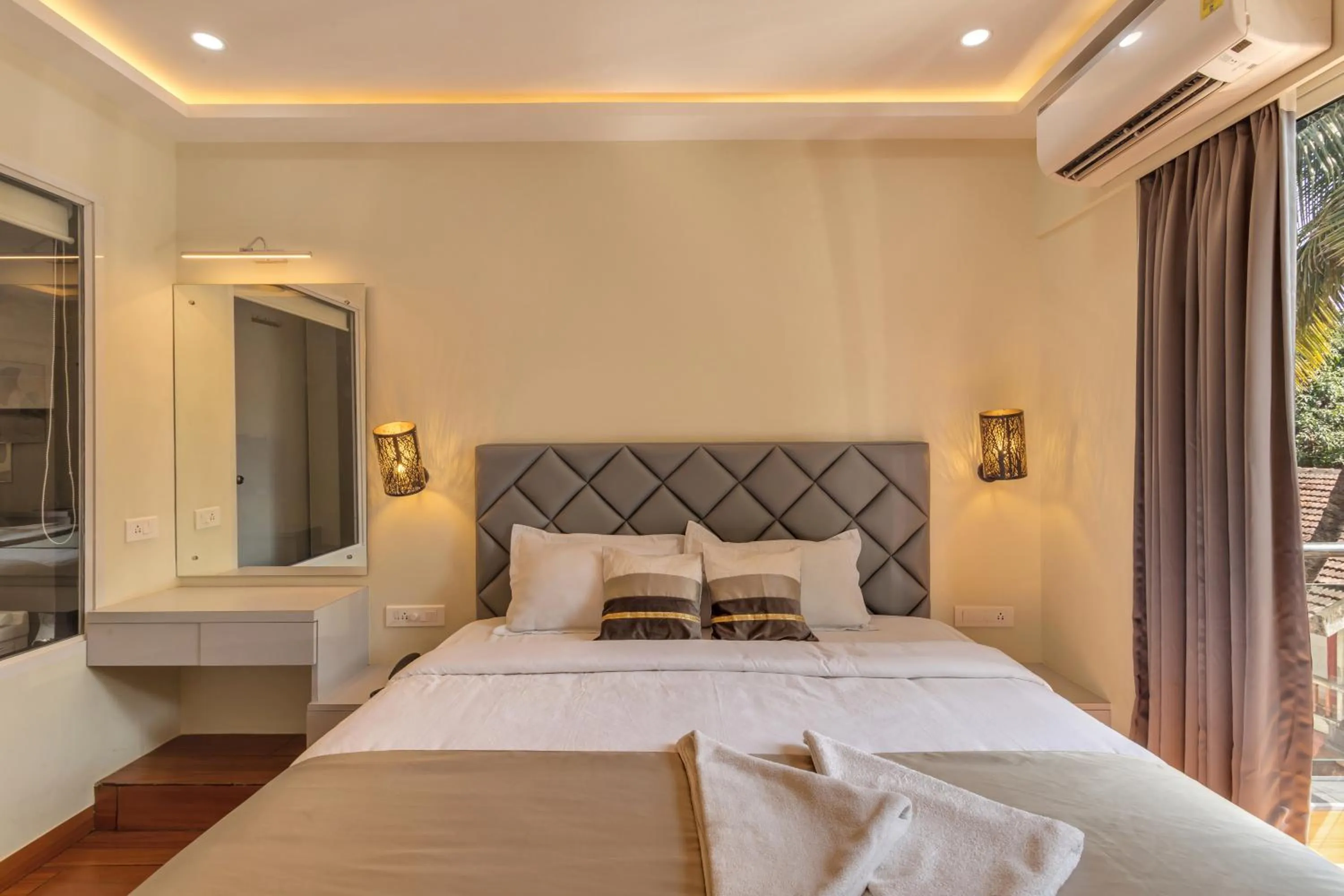 Photo of the whole room in La baga Beach Hotel