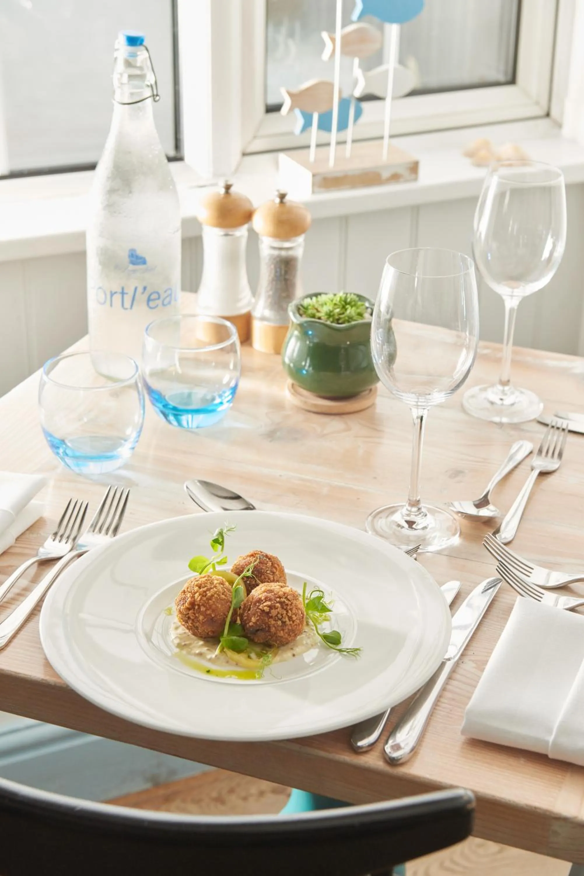 Restaurant/places to eat in Lugger Hotel ‘A Bespoke Hotel’