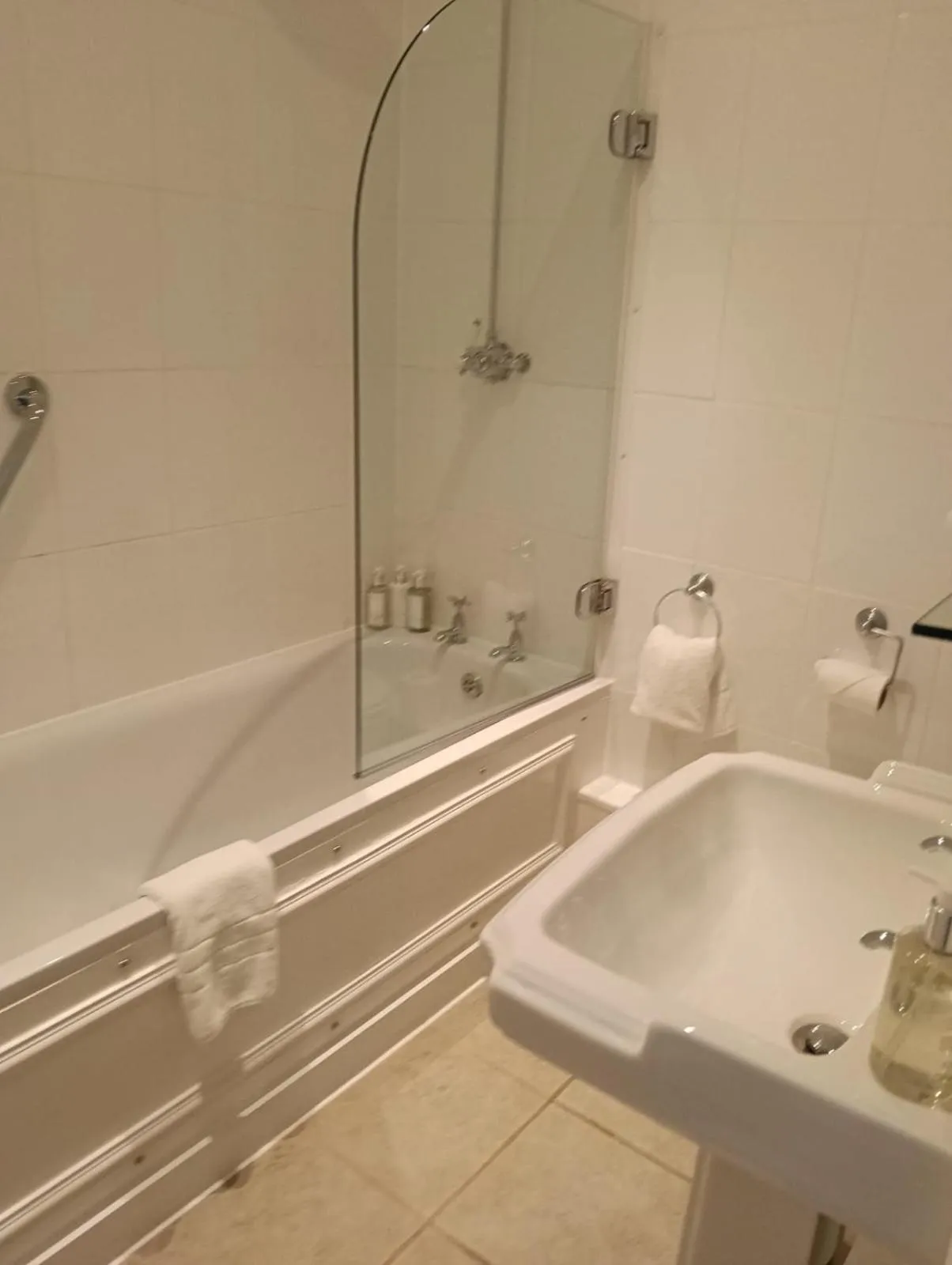 Bathroom in Lugger Hotel ‘A Bespoke Hotel’