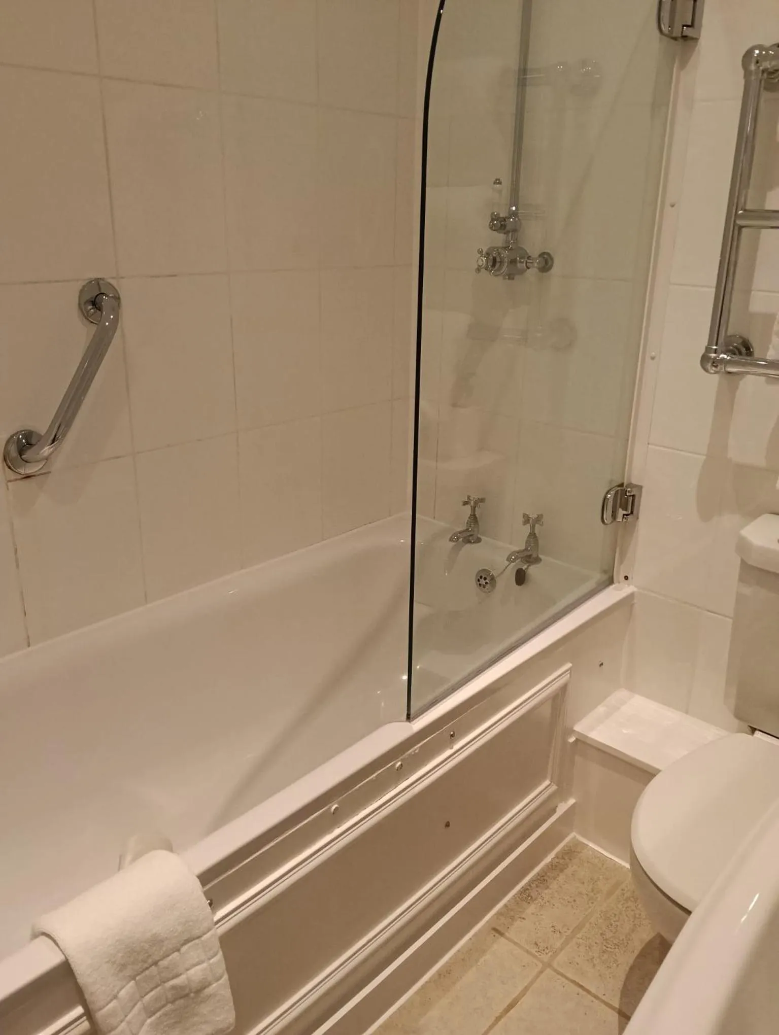 Bathroom in Lugger Hotel ‘A Bespoke Hotel’