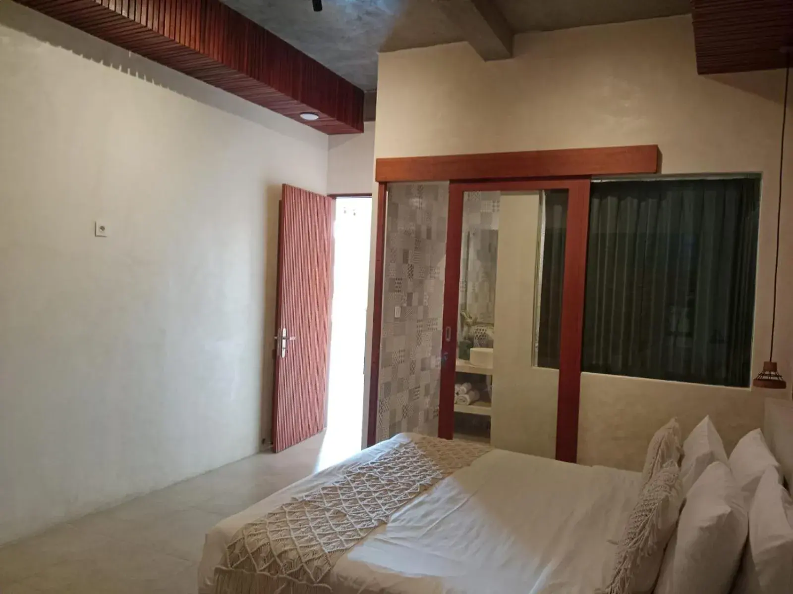 Double Room in FULLMOON CANGGU Nelayan Double Room in FULLMOON CANGGU Nelayan