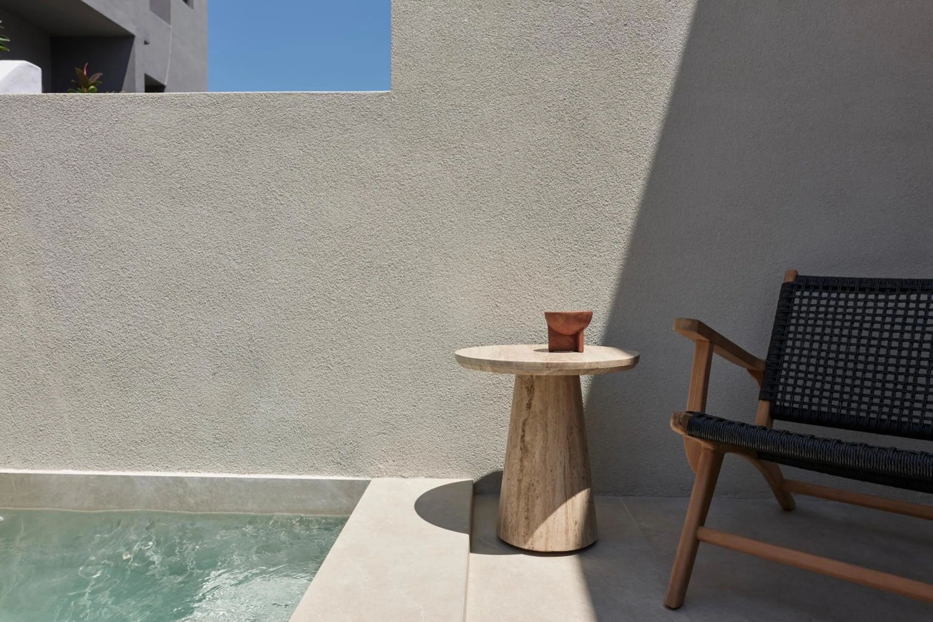 Hot Tub in Alaso Design Suites