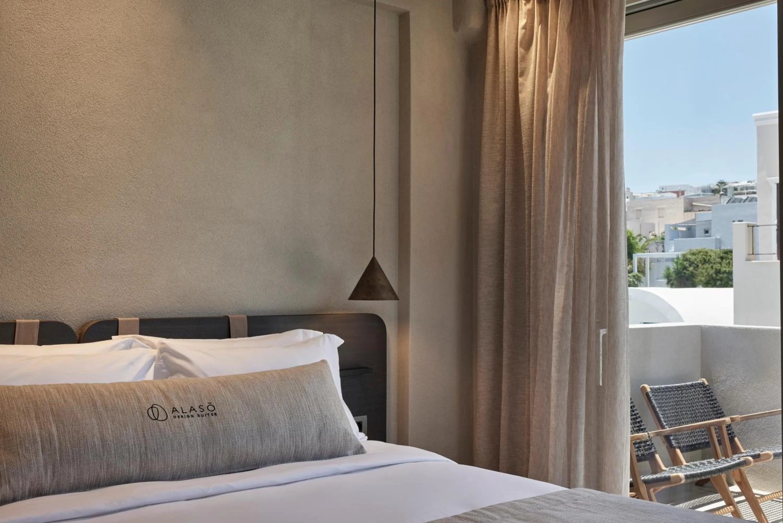 Bed in Alaso Design Suites