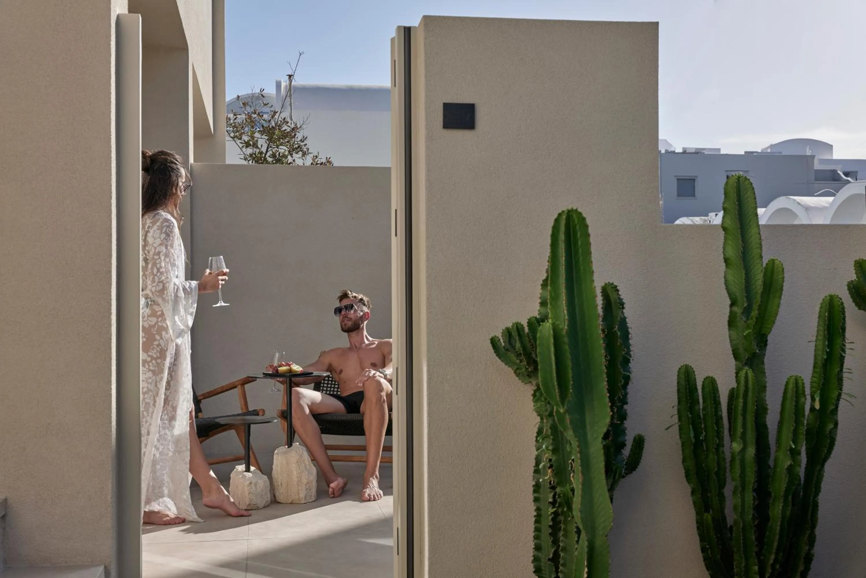 People in Alaso Design Suites