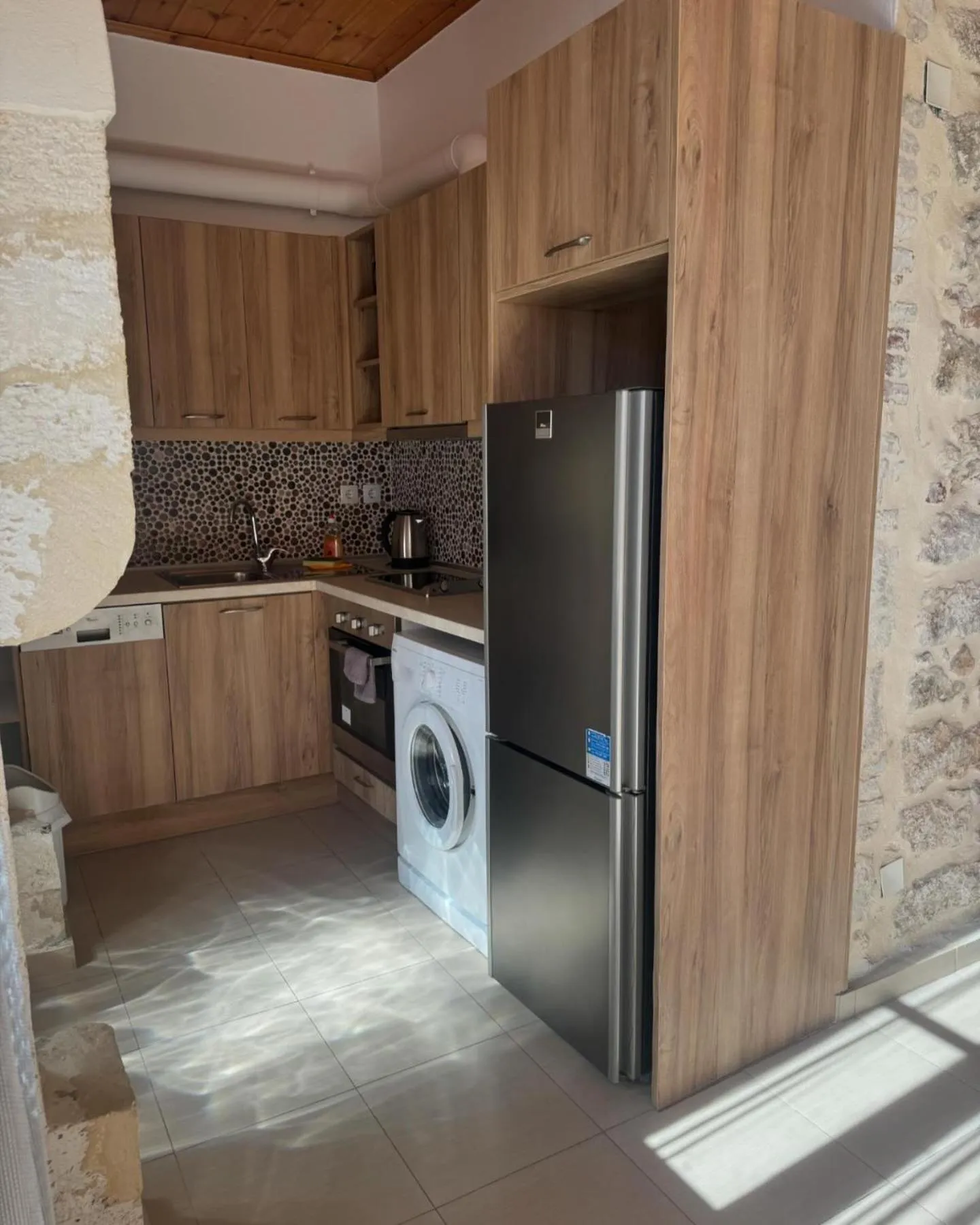 Porto Enetiko Suites