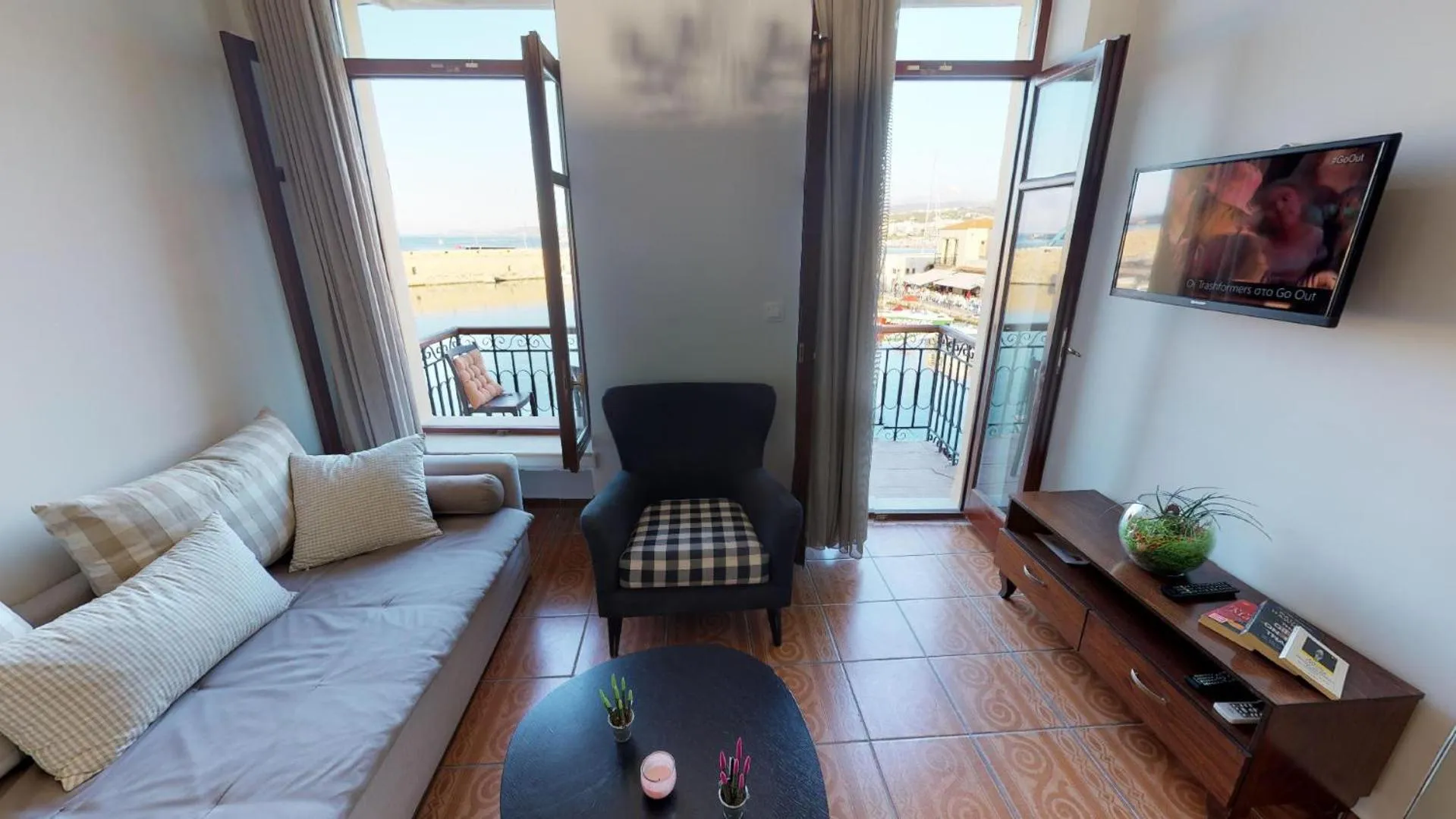 TV and multimedia in Porto Enetiko Suites