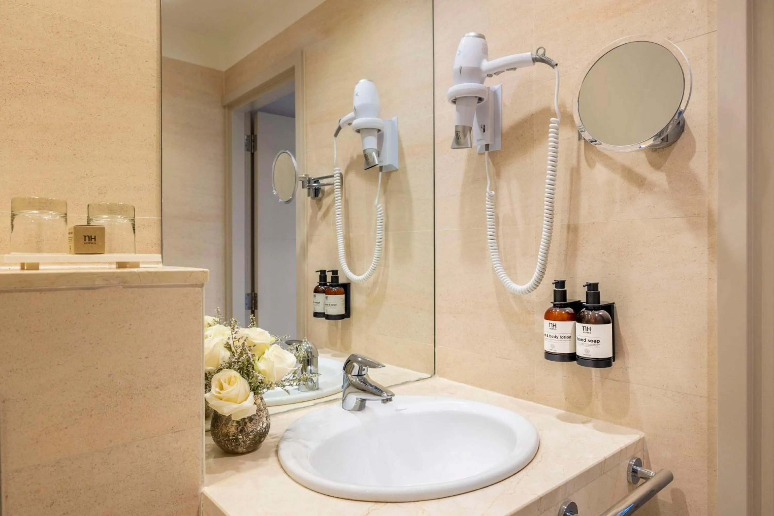 Bathroom in NH Amsterdam Leidseplein