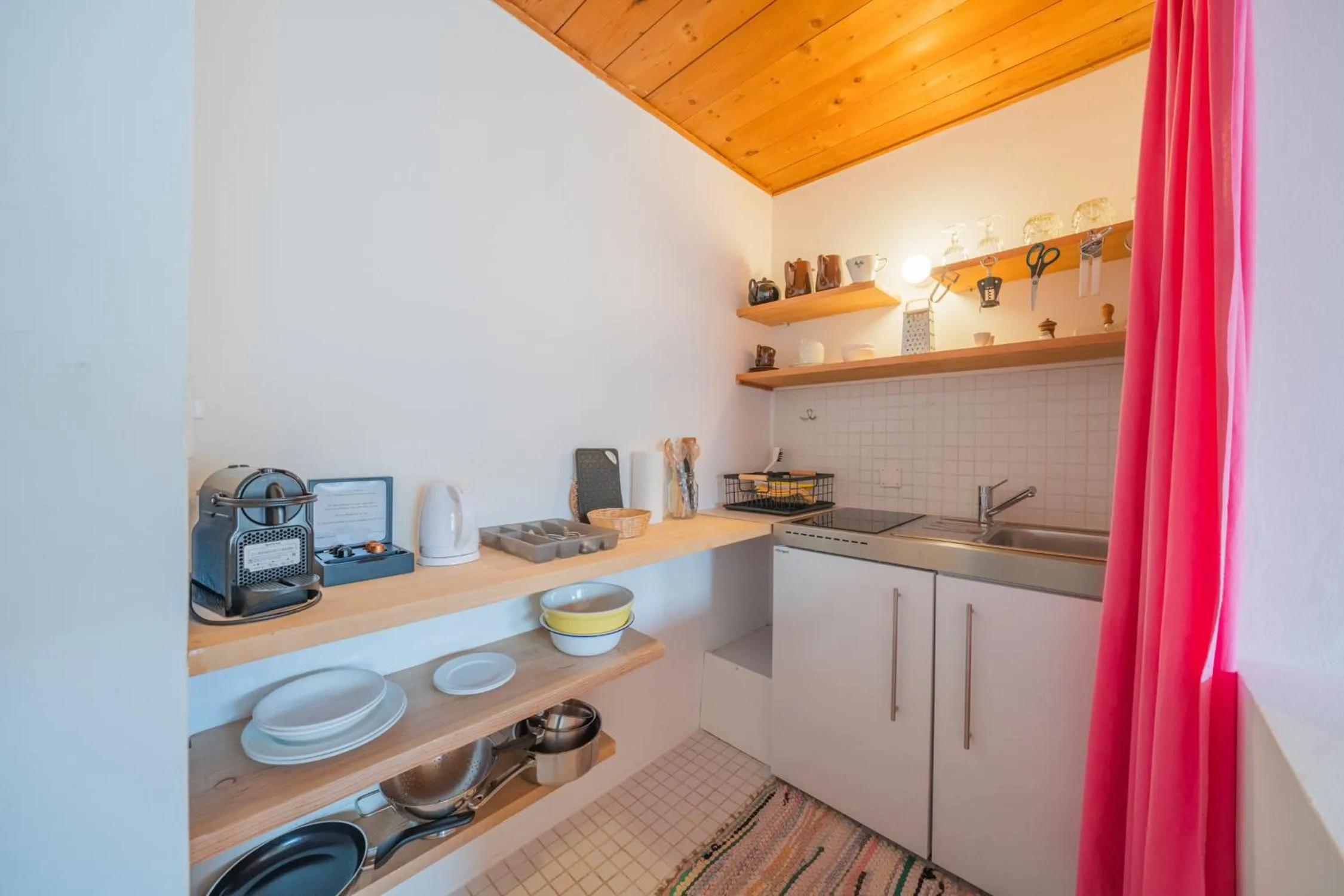 Kitchen or kitchenette in Hotel Haus am Waldrand