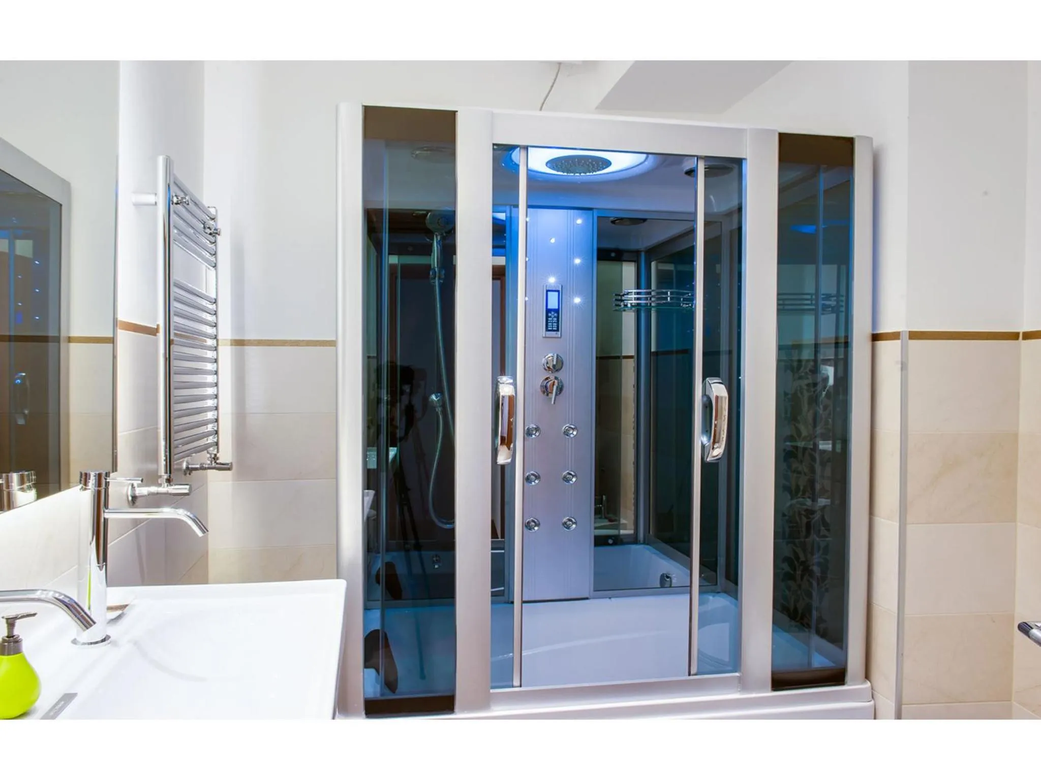 Shower in Lh Royal Suites Terrace