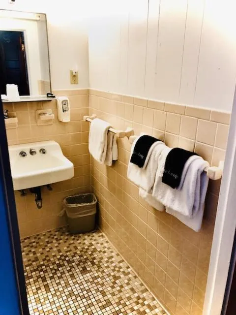 Lankford Hotel and Lodge