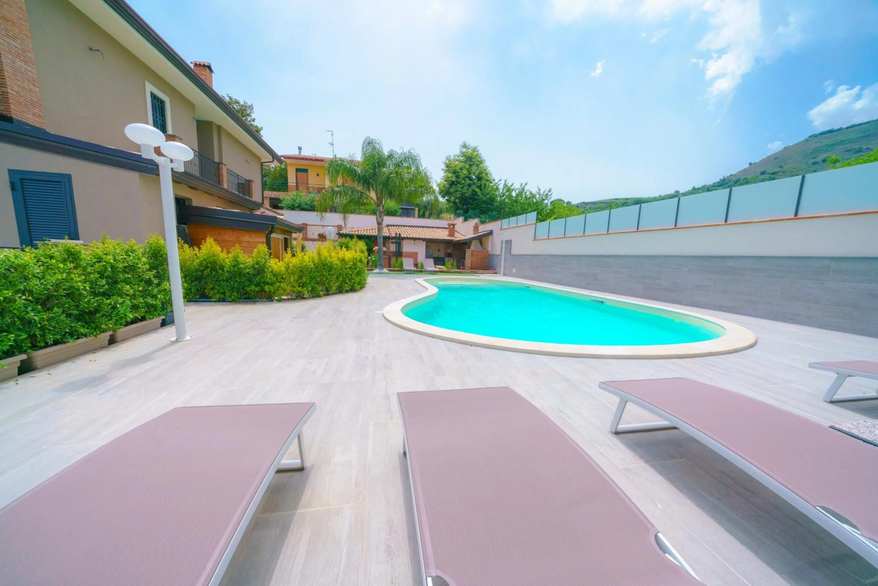 Pool view in Bedda Mia Etna House B&B