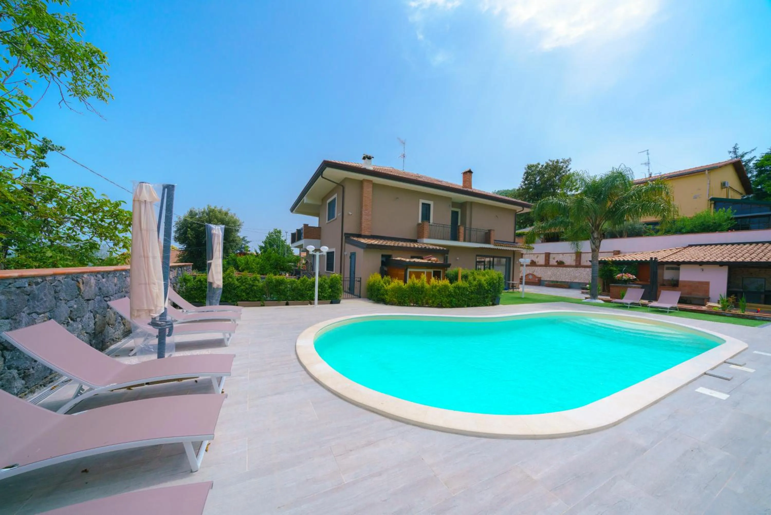 Pool view in Bedda Mia Etna House B&B