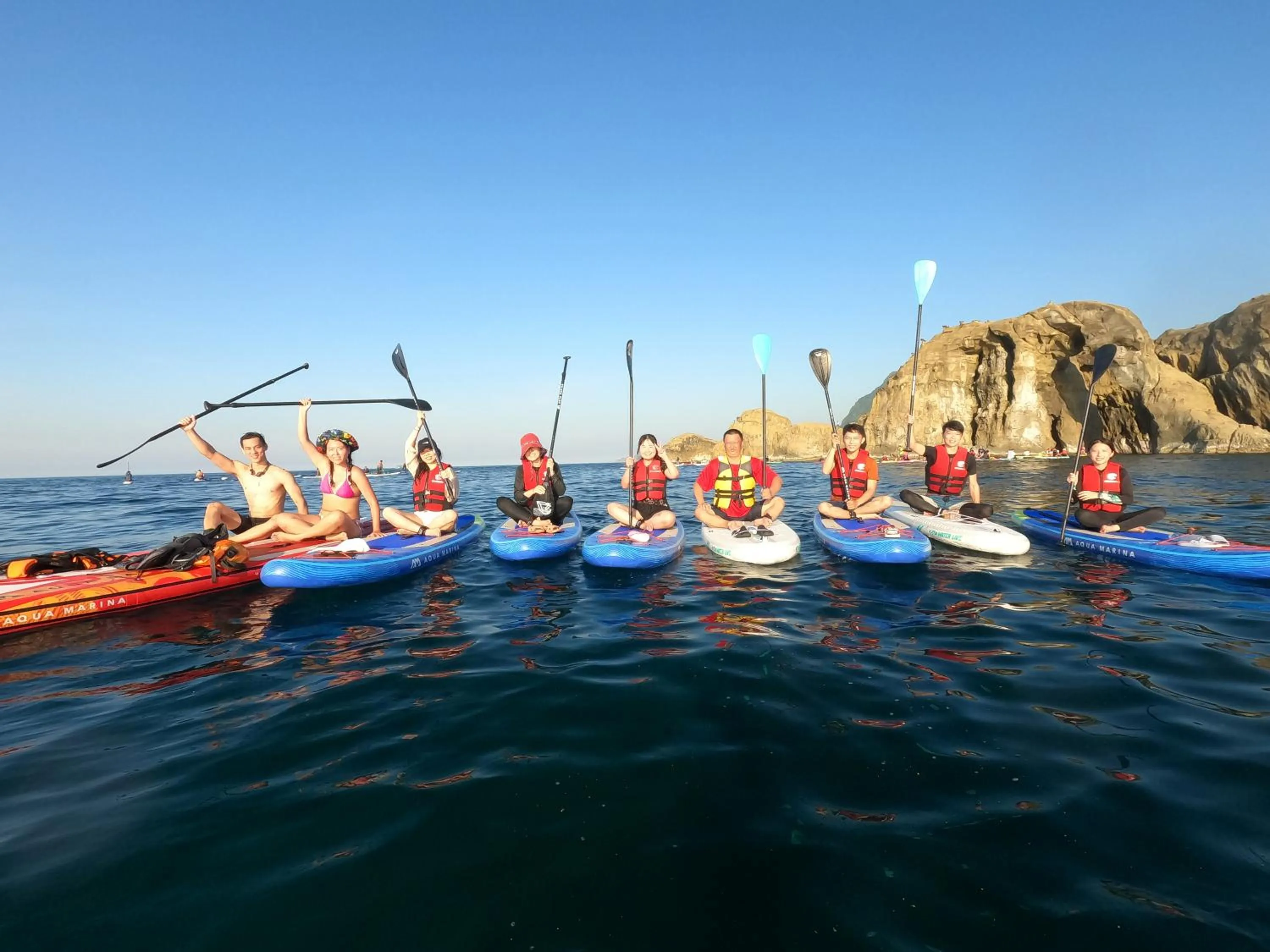 Canoeing in On My Way Jiufen Hostel 途中九份青旅民宿