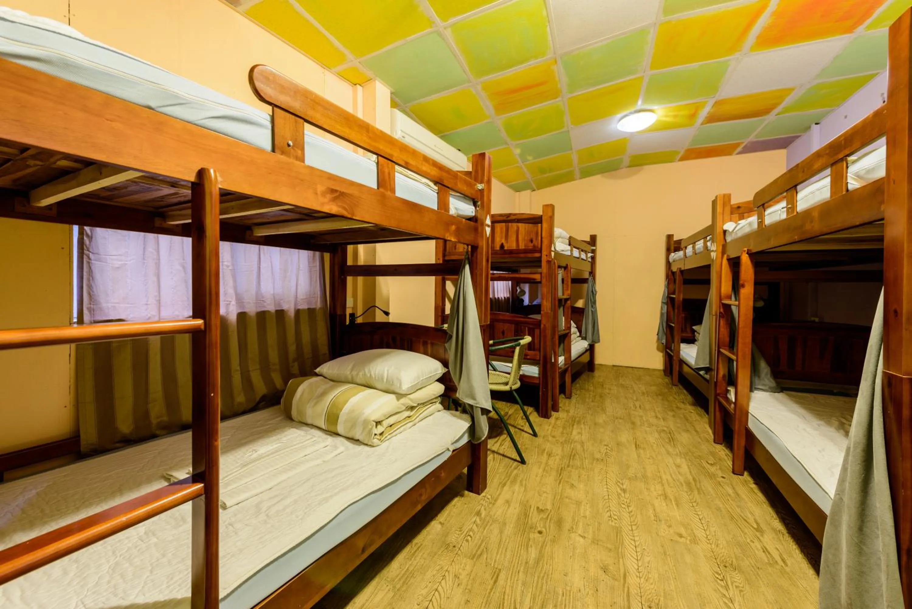 Bed in On My Way Jiufen Hostel 途中九份青旅民宿