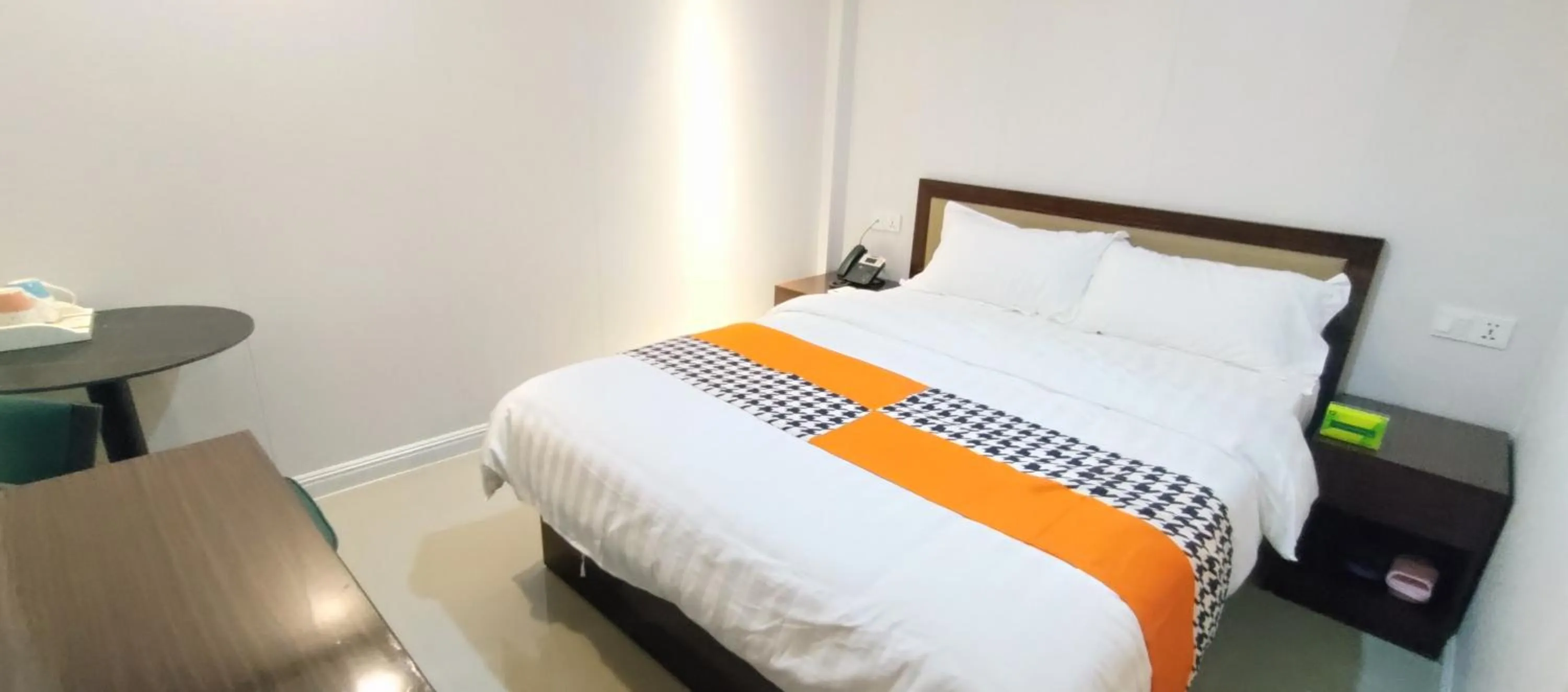 Bed in Sky Garden Hotel