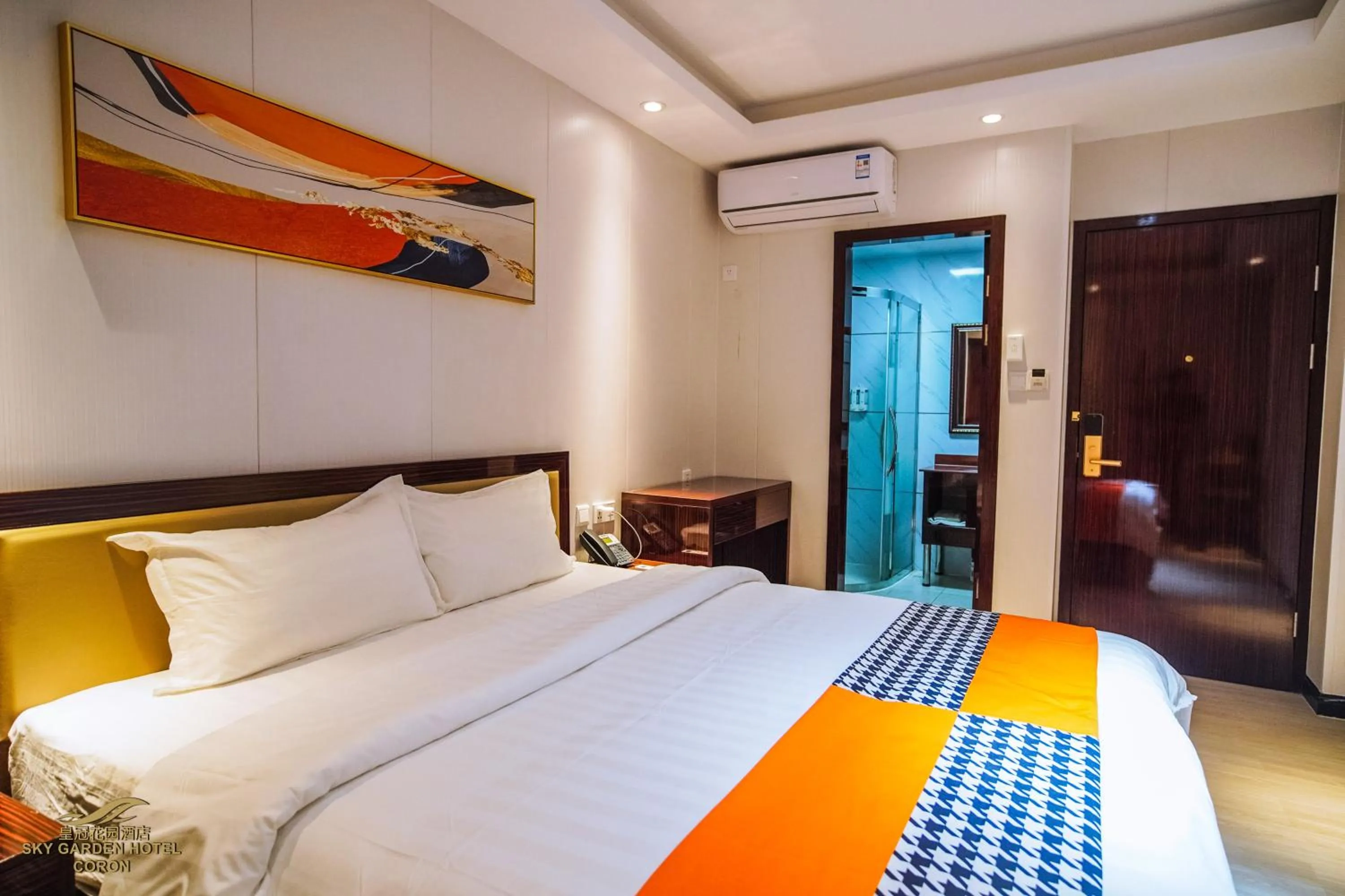 Bed in Sky Garden Hotel