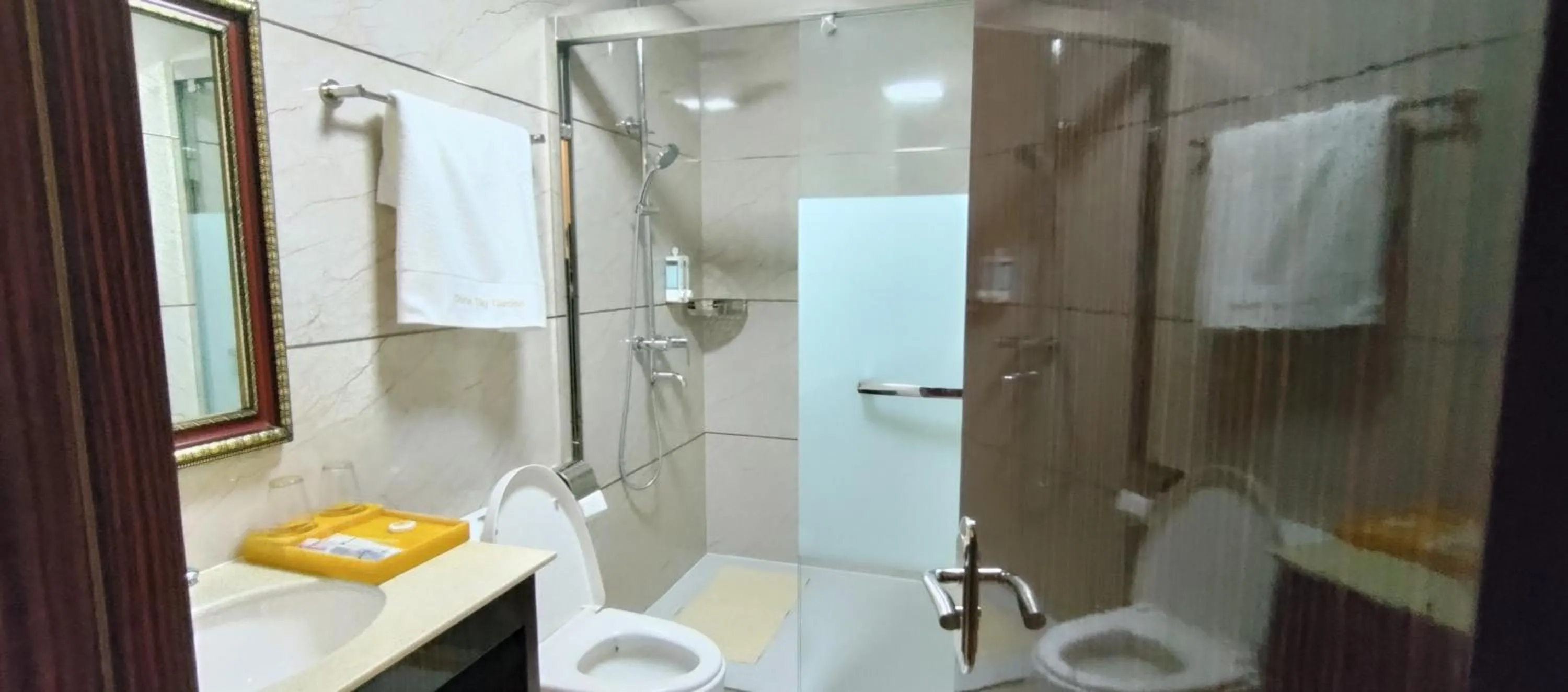 Shower in Sky Garden Hotel