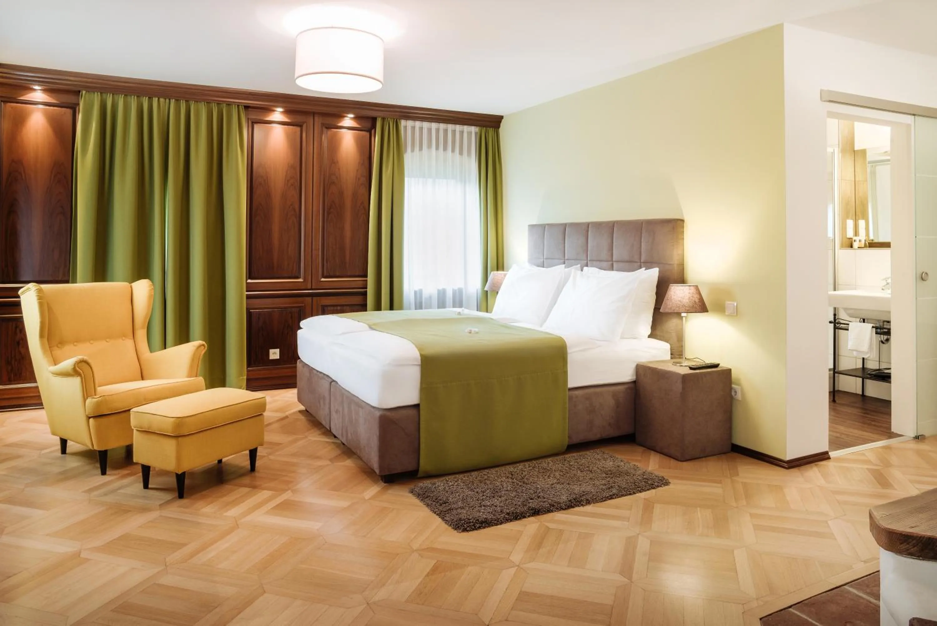 Photo of the whole room, Bed in Die Haslachmühle