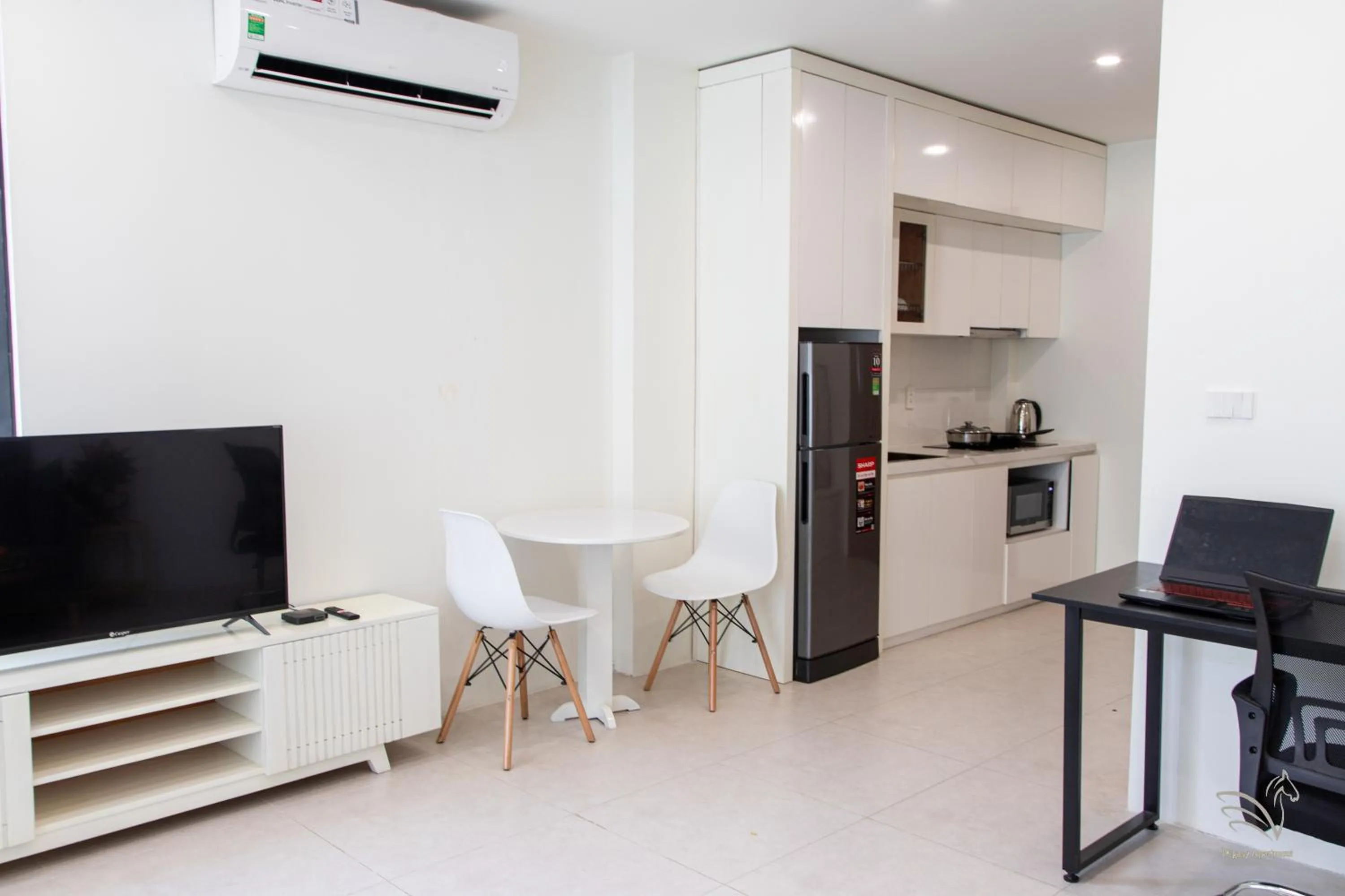 Kitchen or kitchenette in Central Westlake Residence 2 - By Pegasy Group