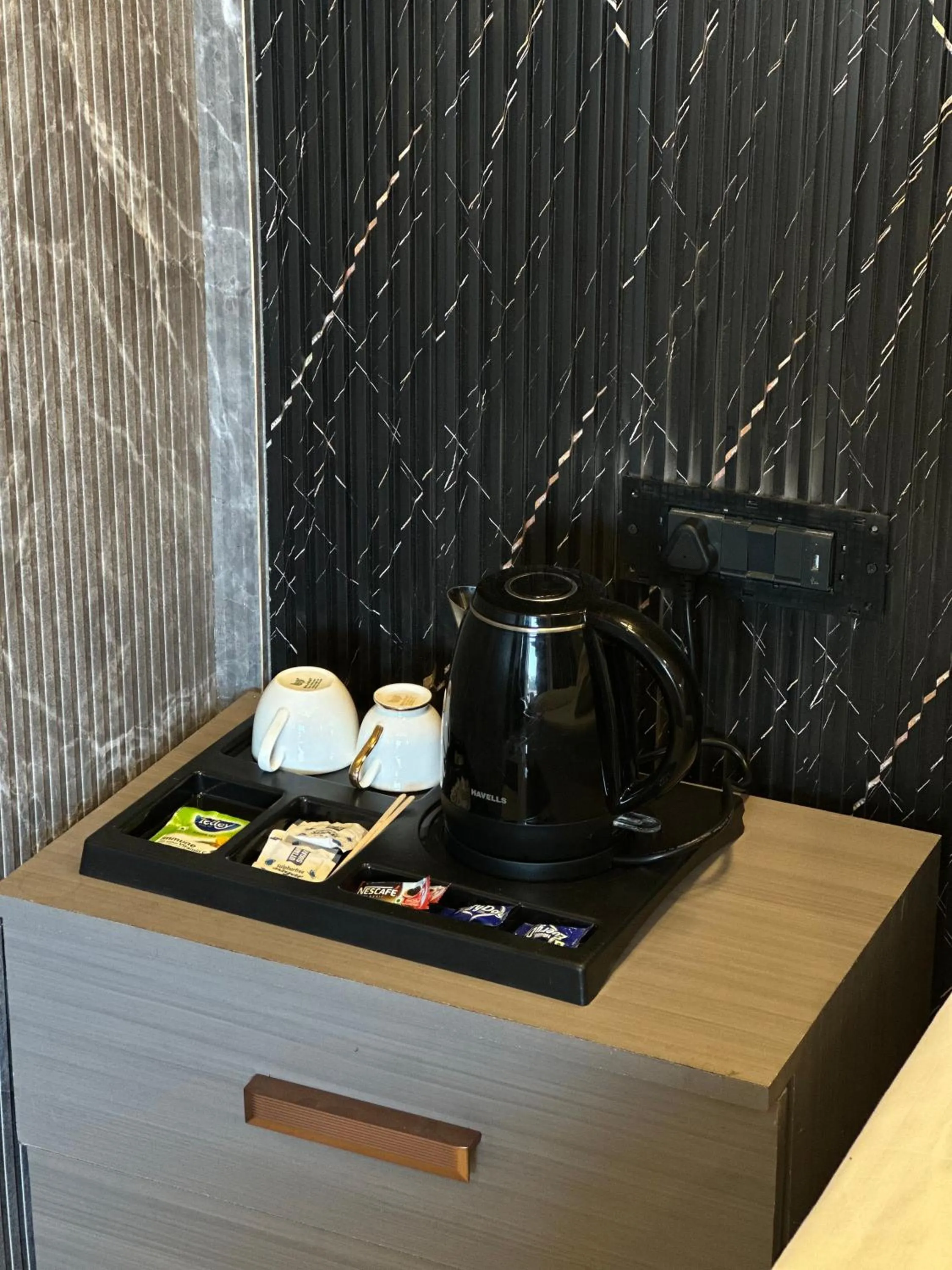 Hotel Maheshwari & Banquet Hall