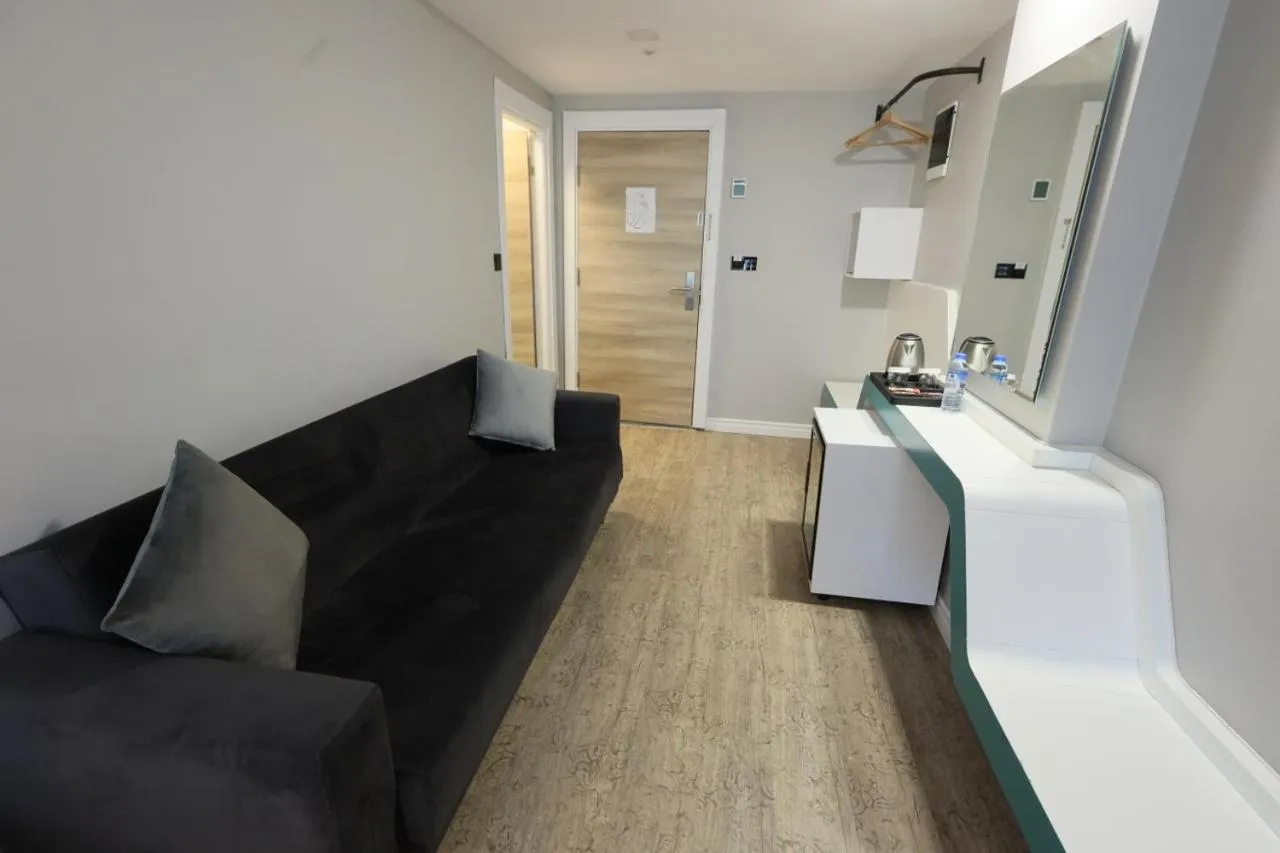 Seating area in Midis Otel