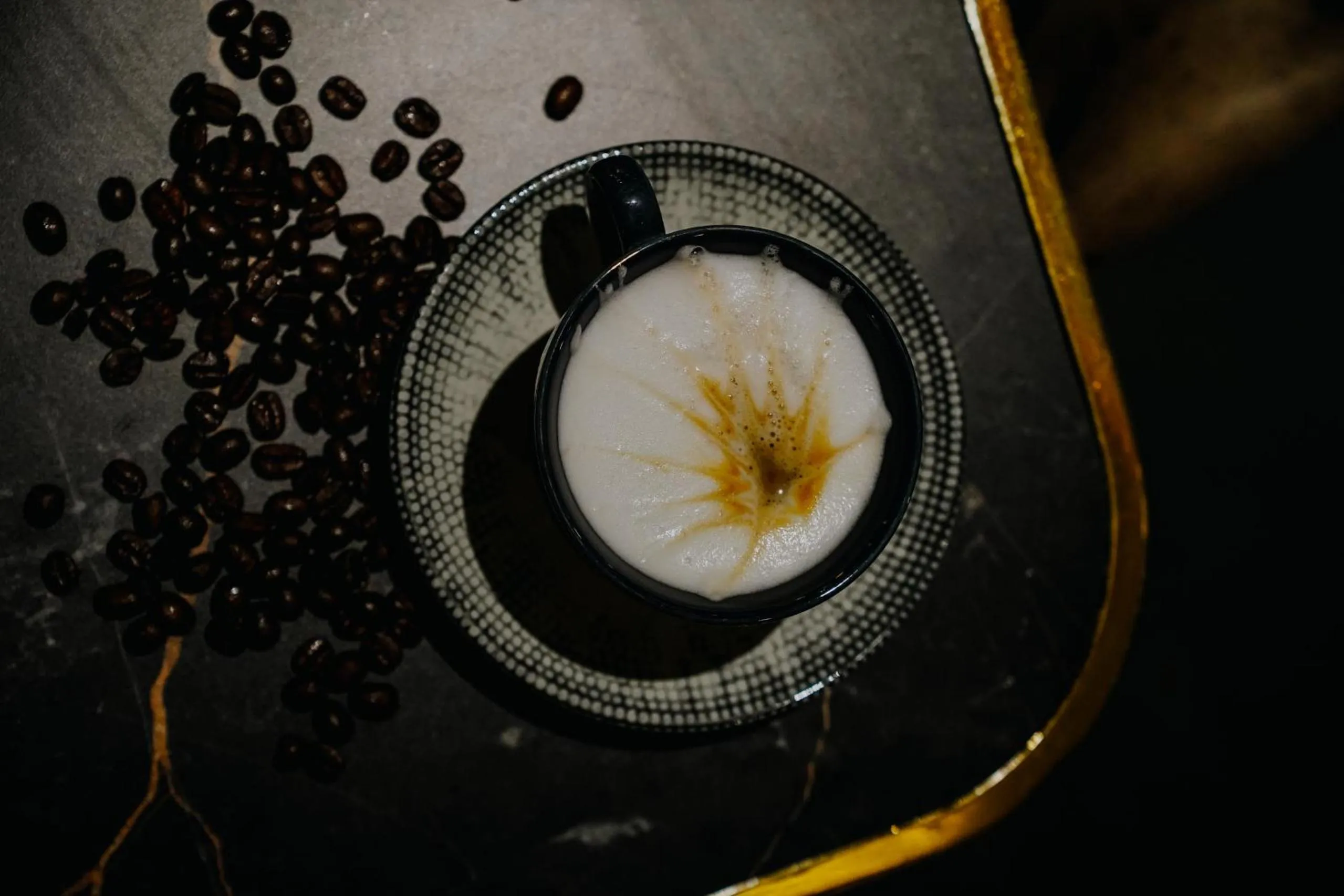 Coffee/tea facilities in Midis Otel