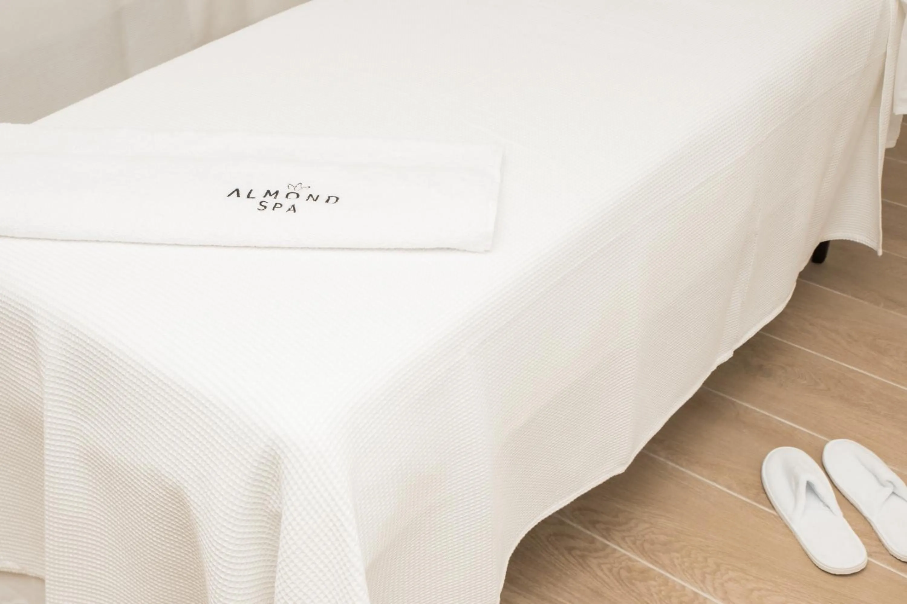 Spa and wellness centre/facilities, Bed in Almond Hotel - Adults only