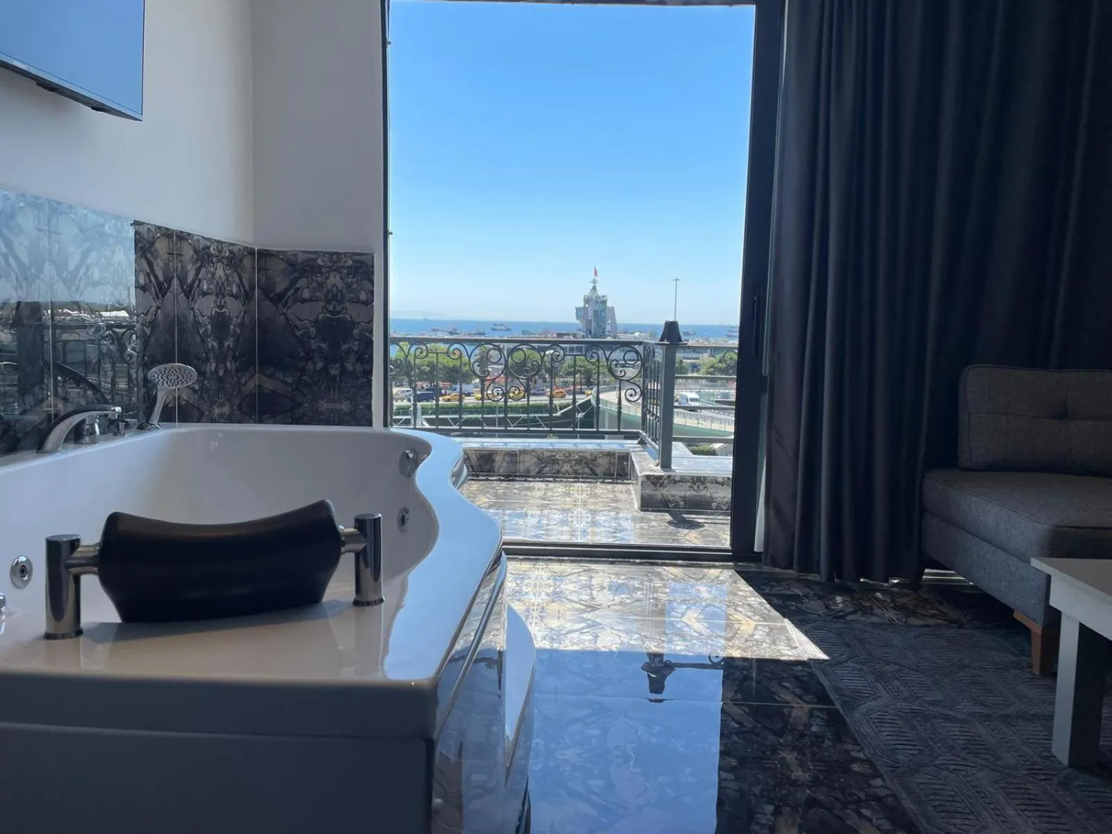 Day in CK PALACE Hotel