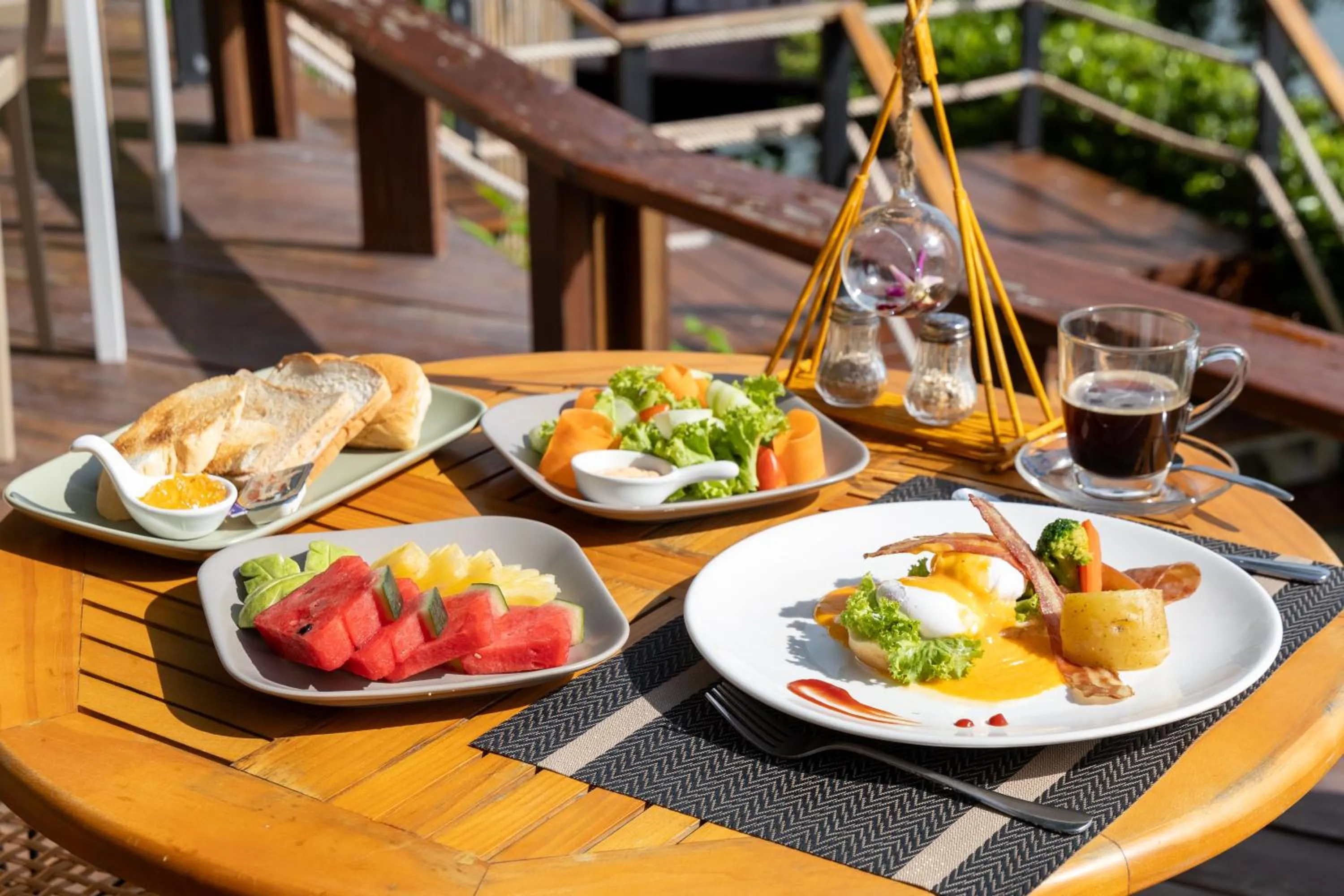 Restaurant/places to eat in X-Sea Khanom Harbor Bay Resort