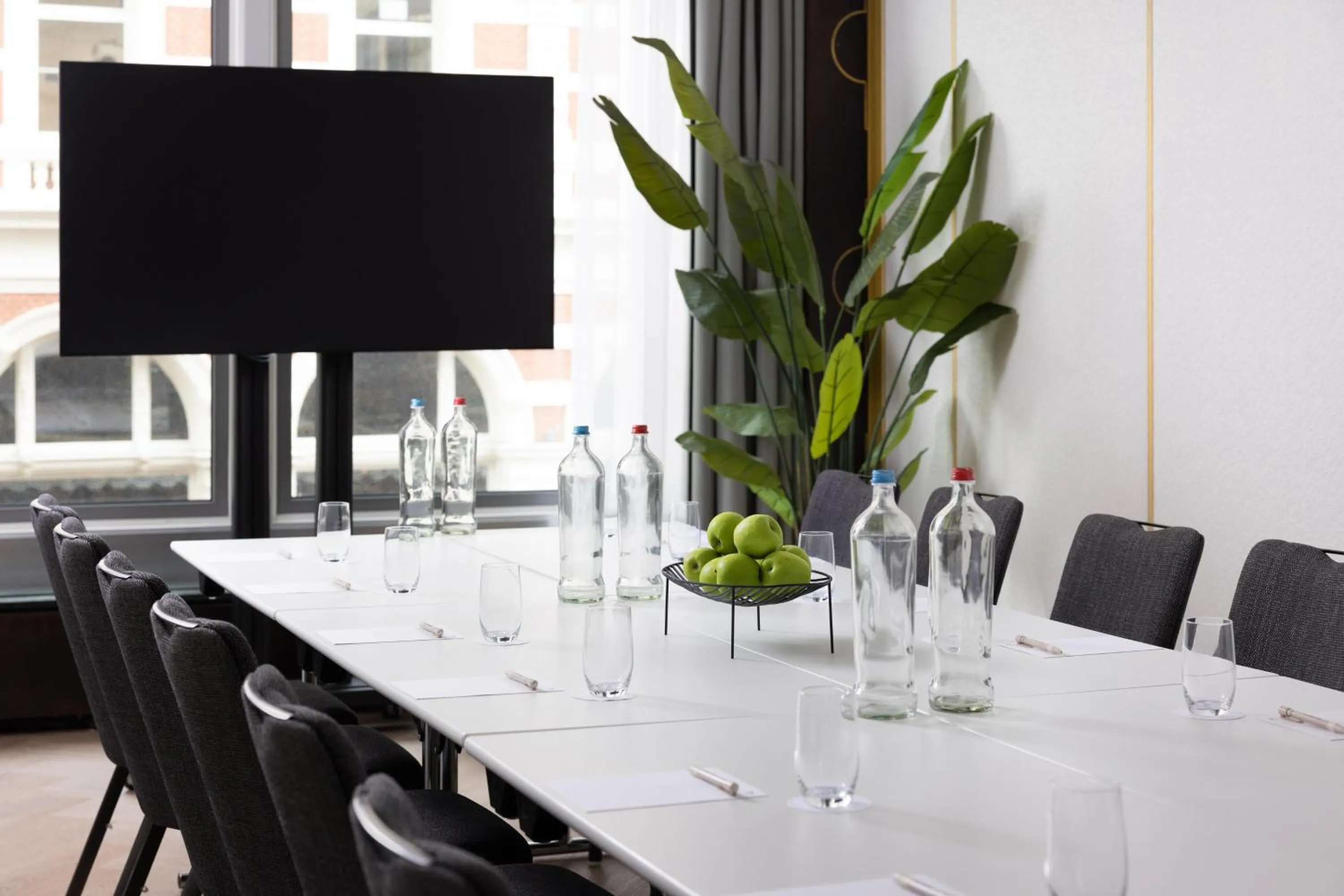 Meeting/conference room in NH Amsterdam Caransa